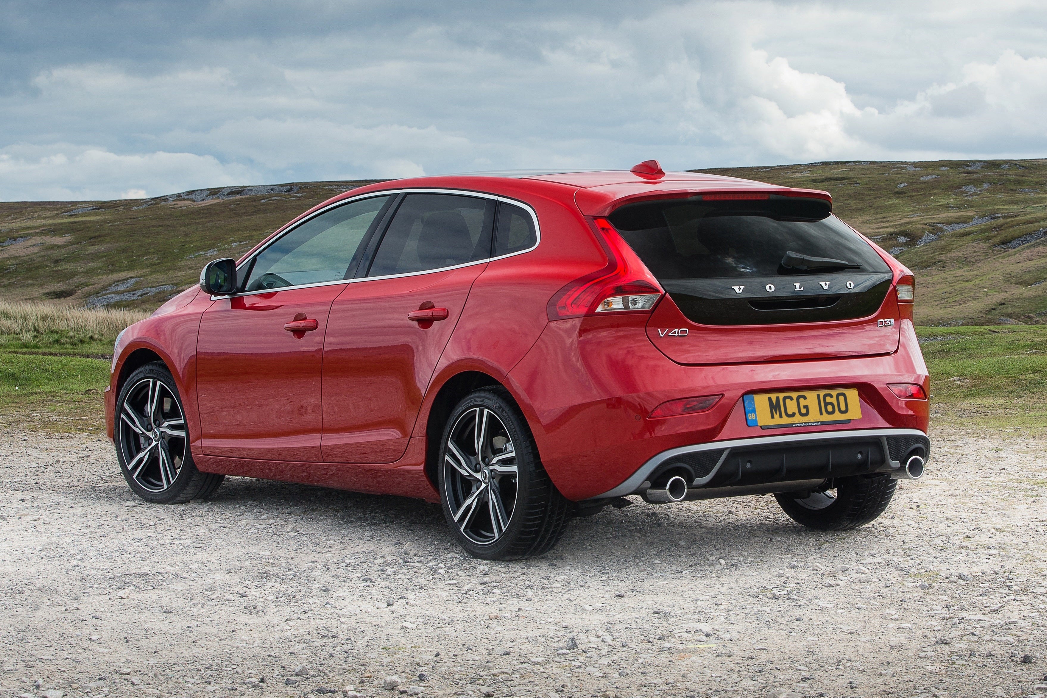 Volvo V40 Review 2022 Rear Side View