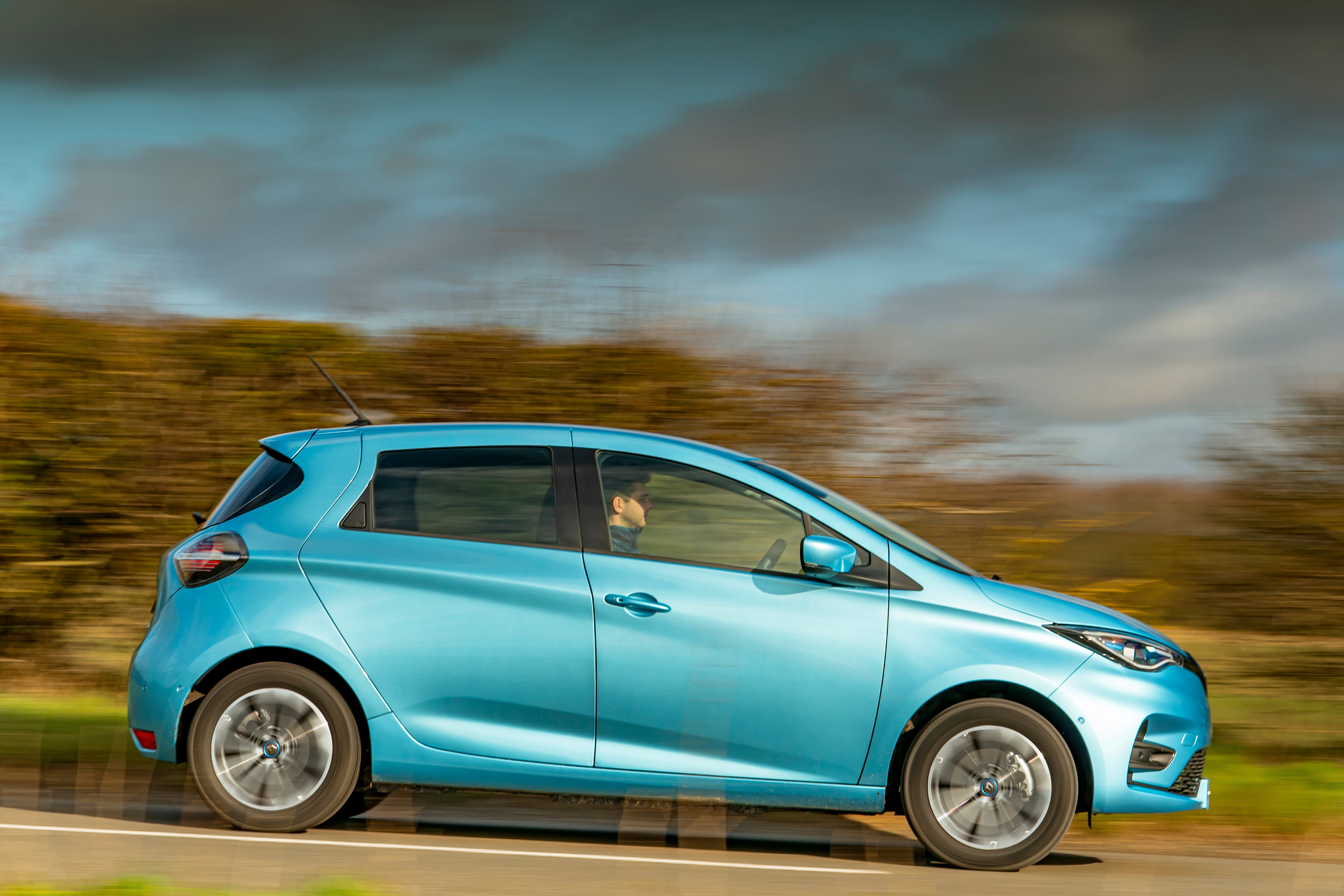 Renault Zoe Review 2022 Right Side View