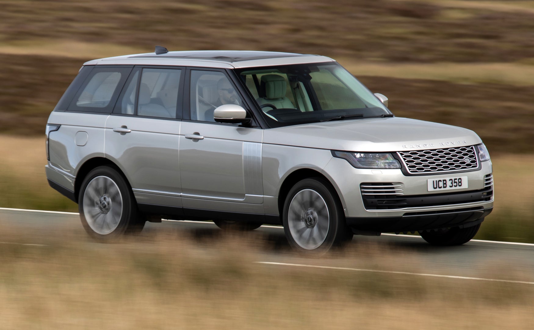 Range Rover front three quarter