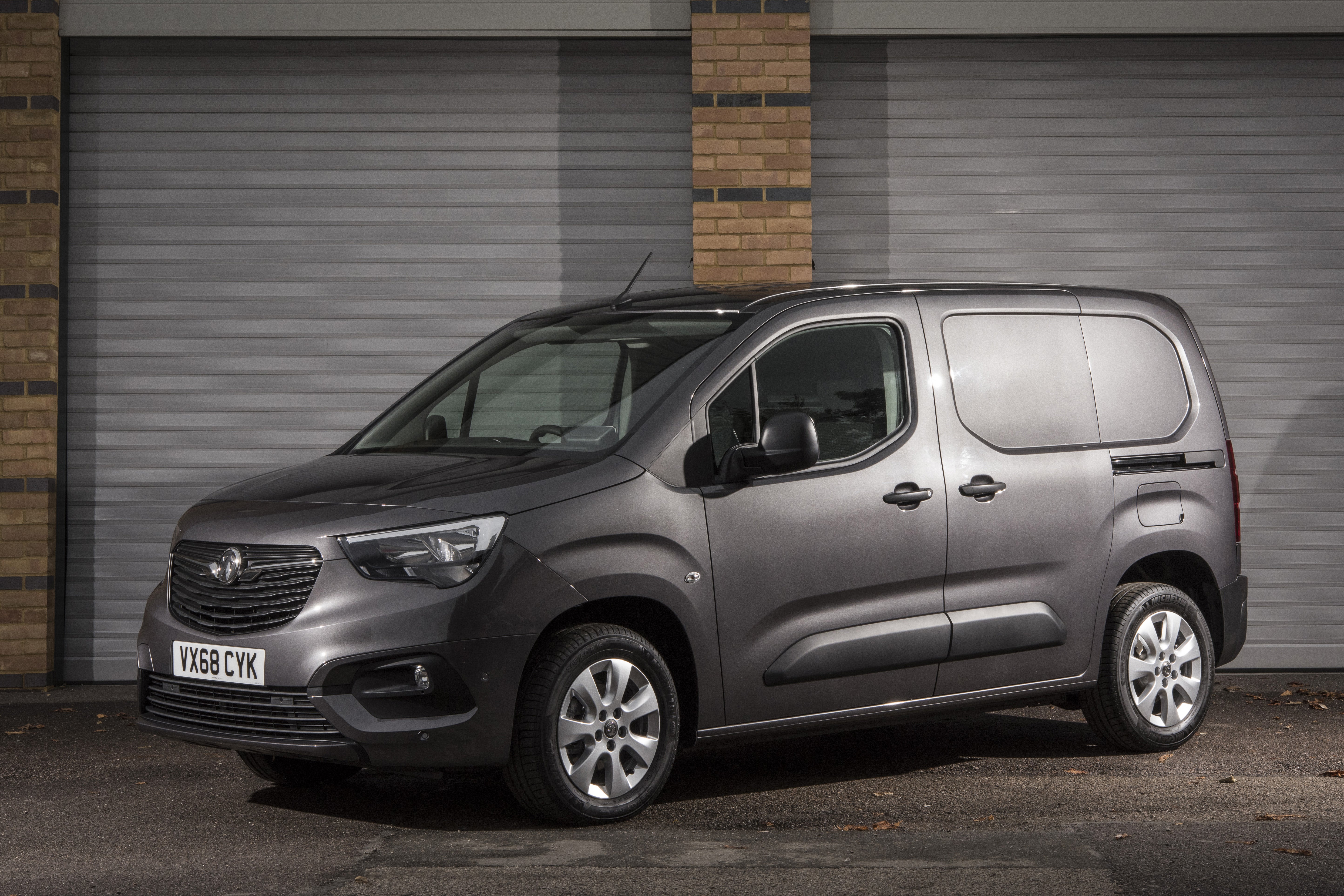 Vauxhall Combo Front Side View