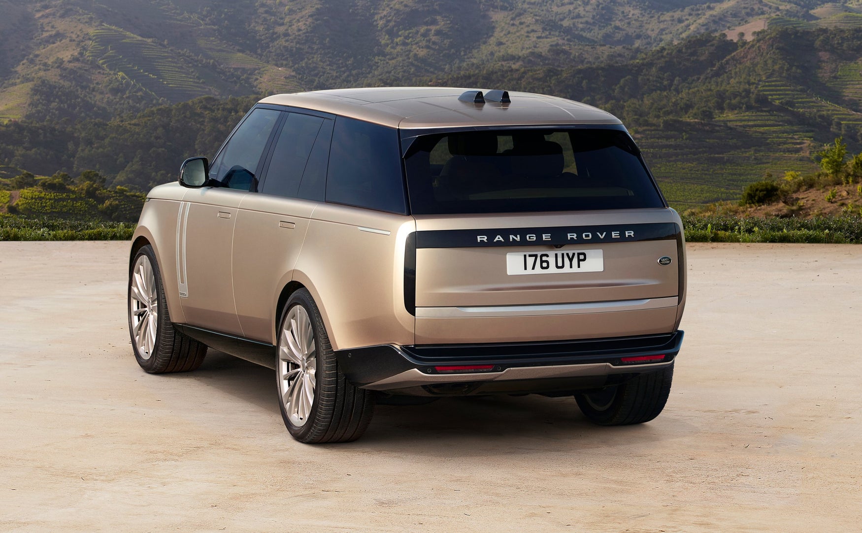 2022 Range Rover rear-three quarter