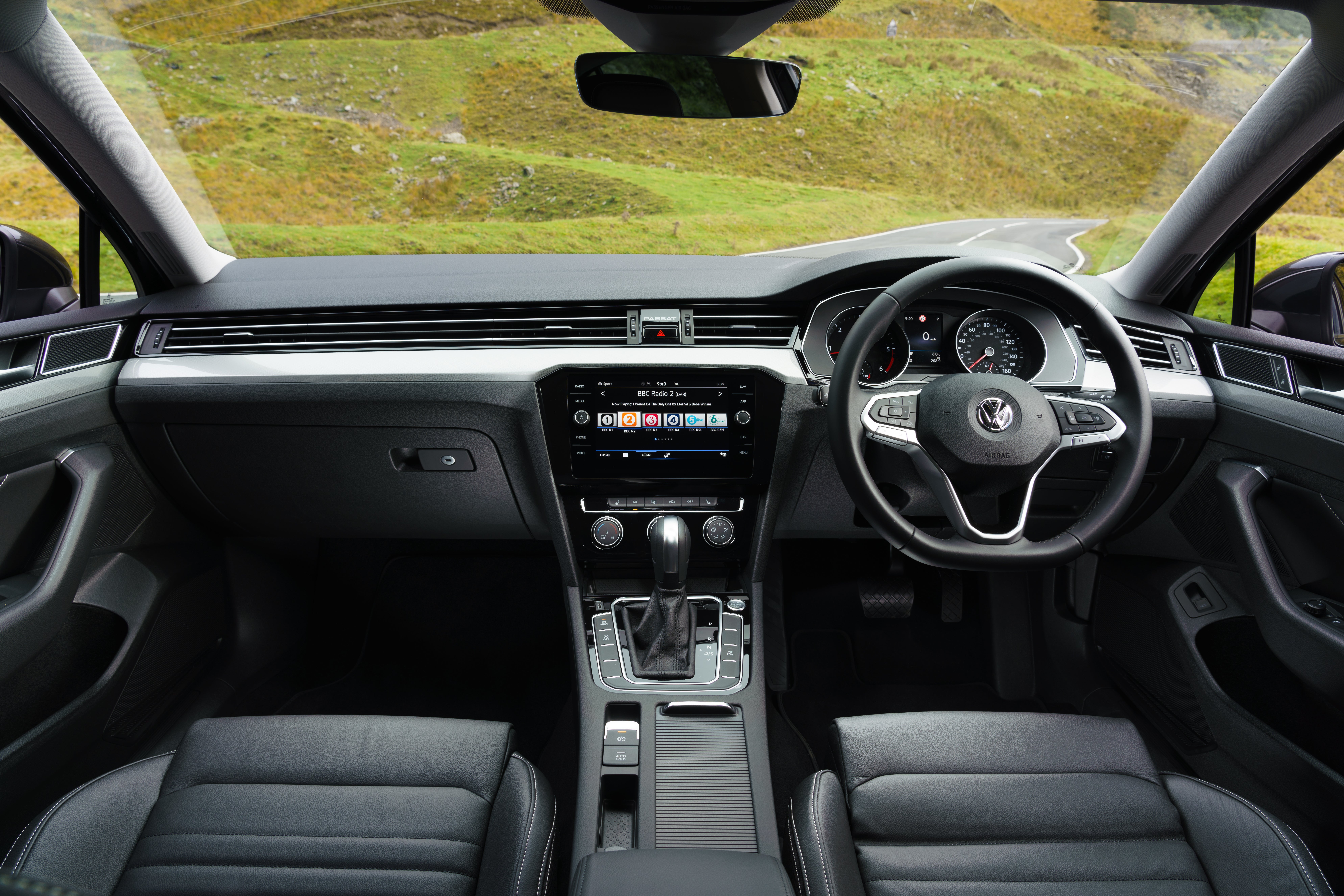 Volkswagen Passat Review 2022: Front Interior 