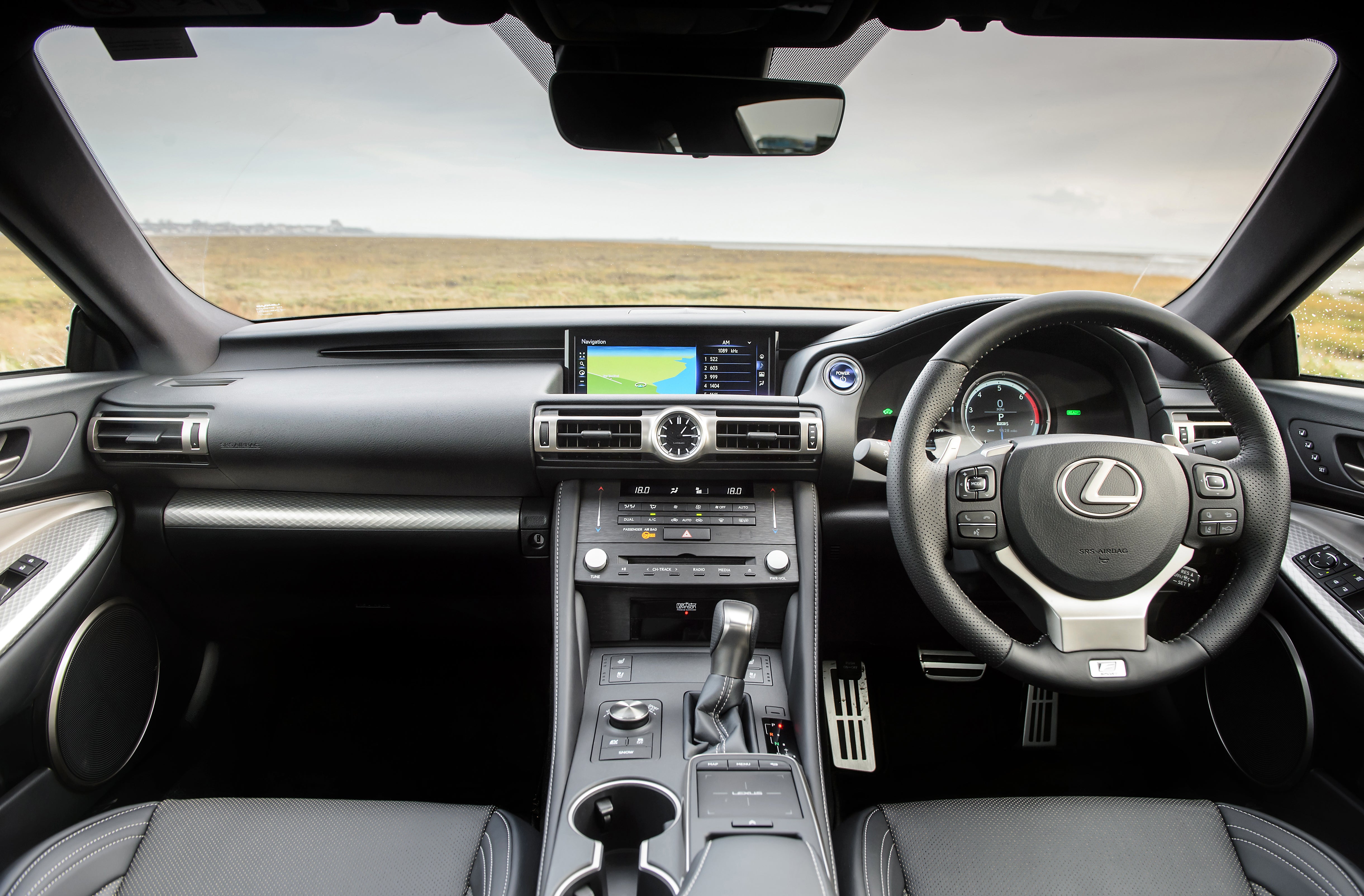 Lexus RC front interior