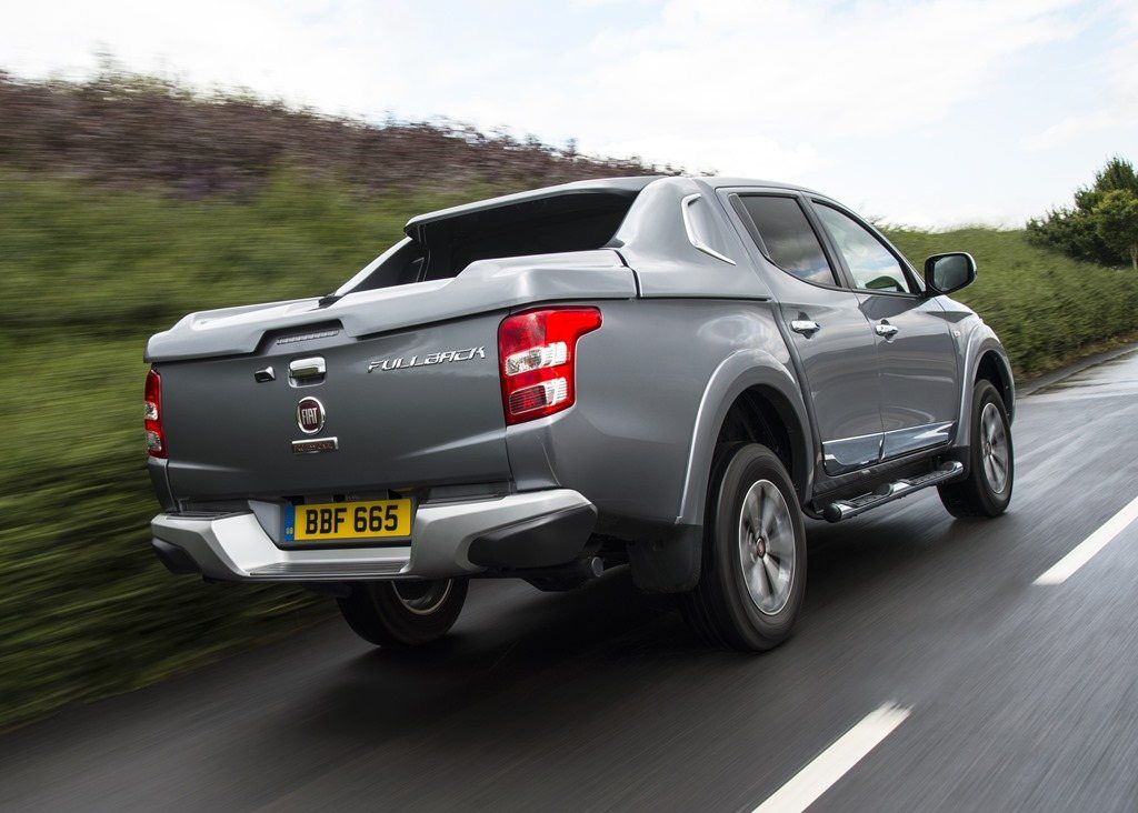 Fiat Fullback Back