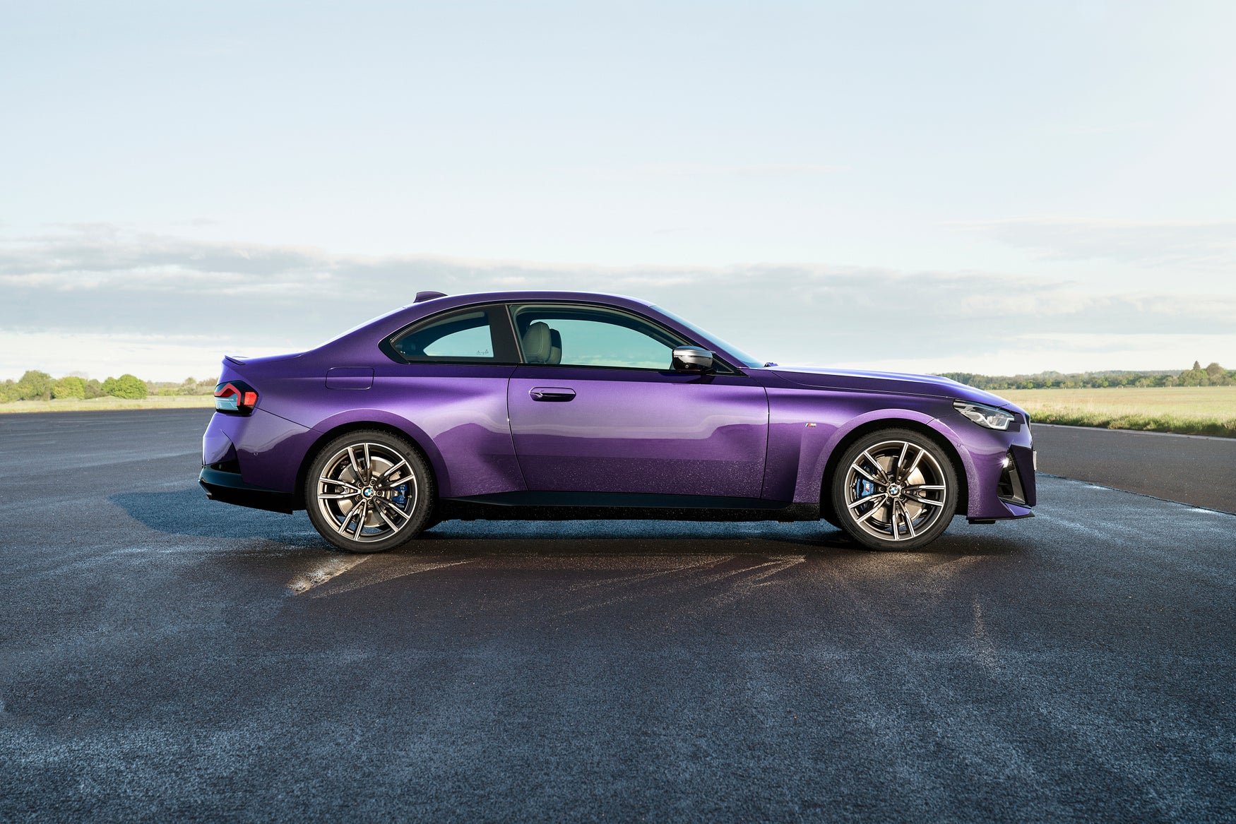 2022 BMW 2 Series profile