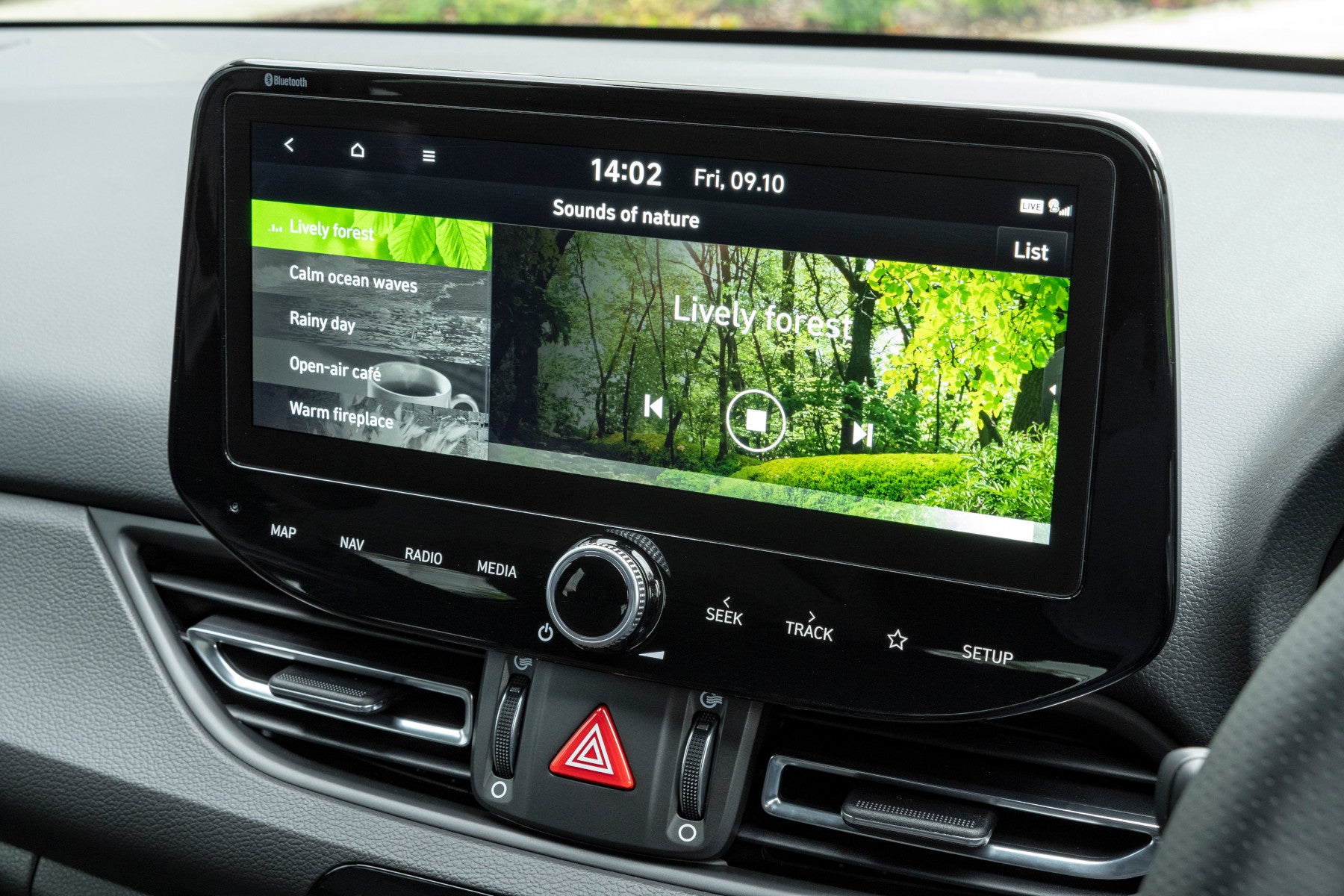 Hyundai i30 2022 review: infotainment
