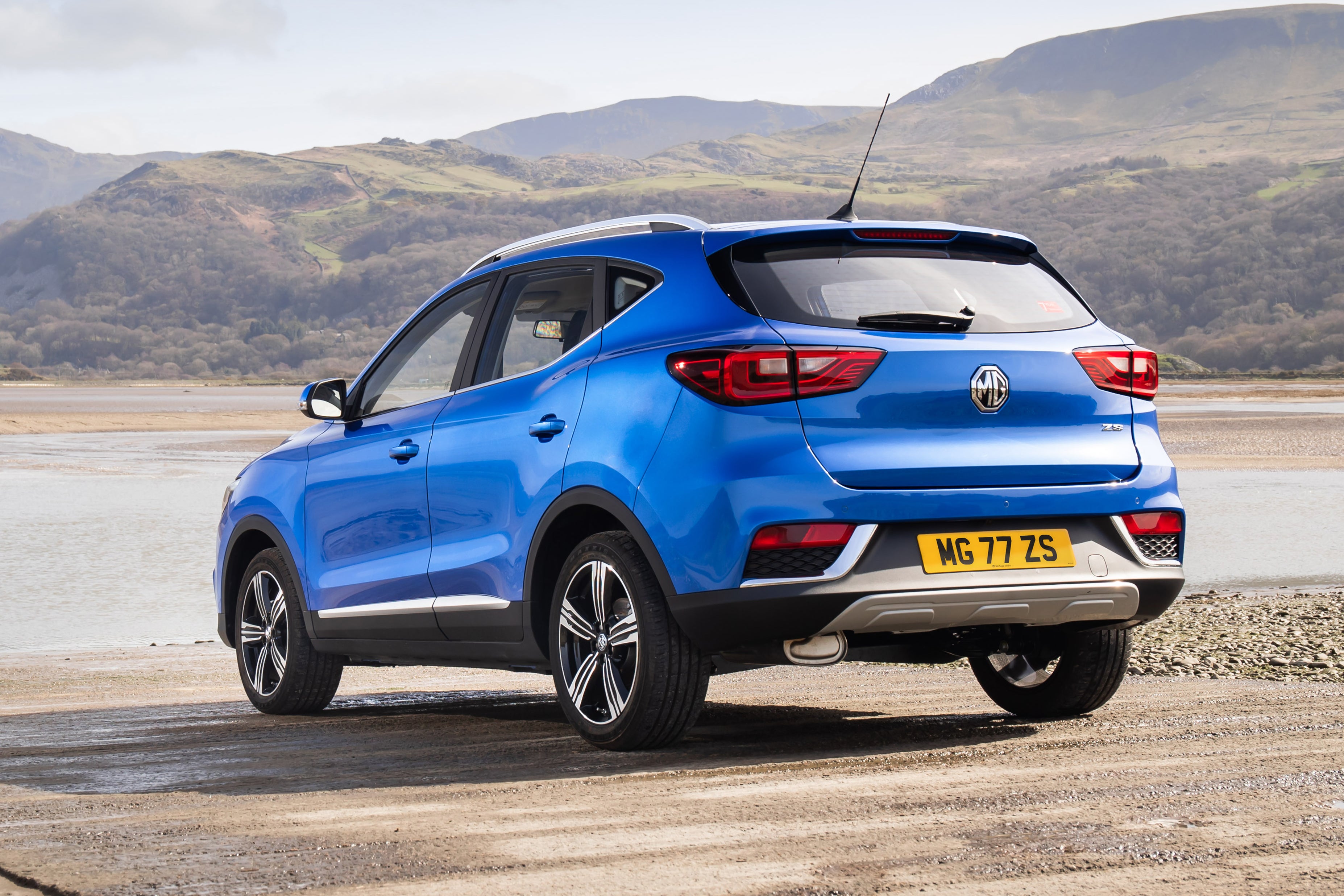 MG ZS Review 2022: back left exterior