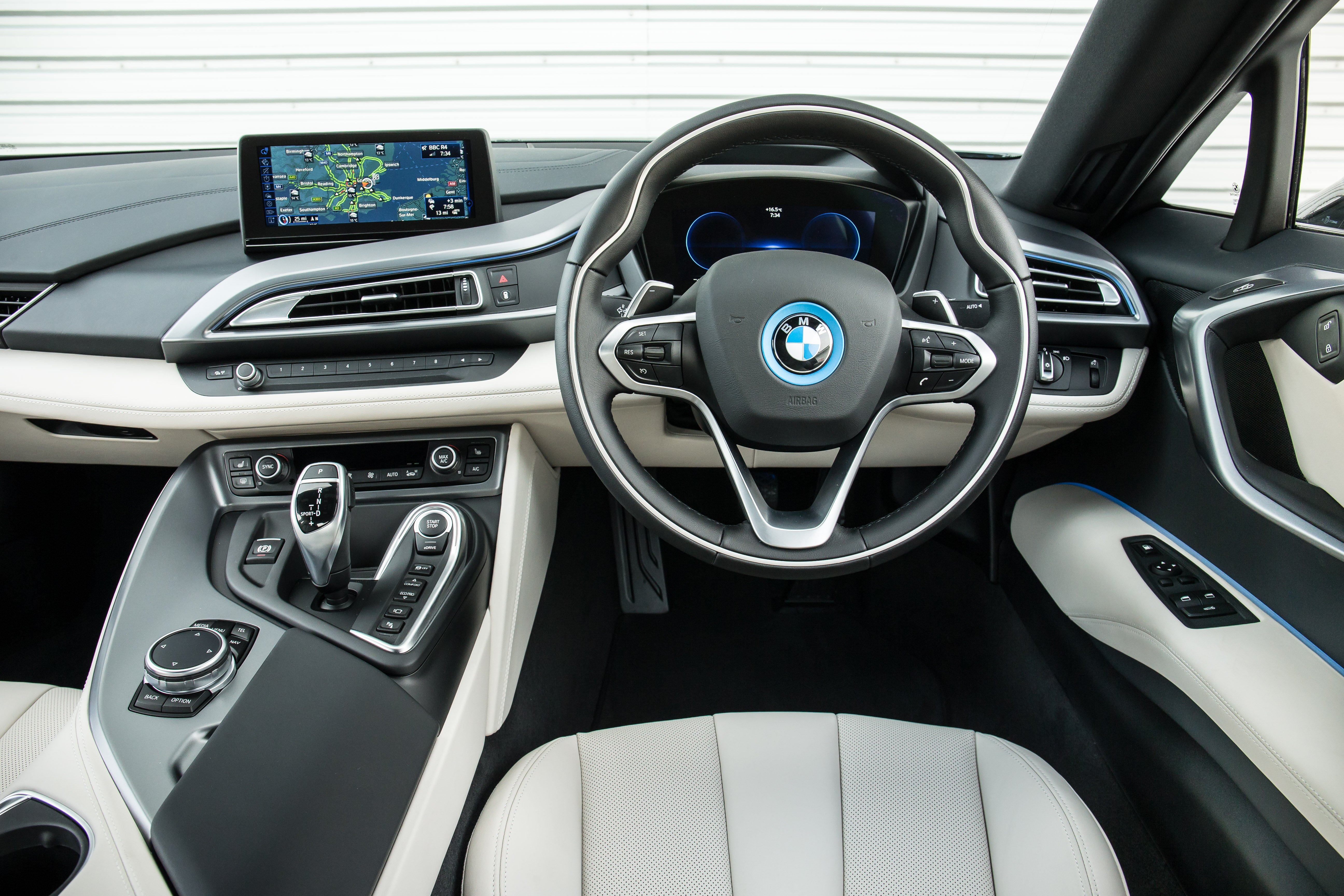 BMW i8 Interior 