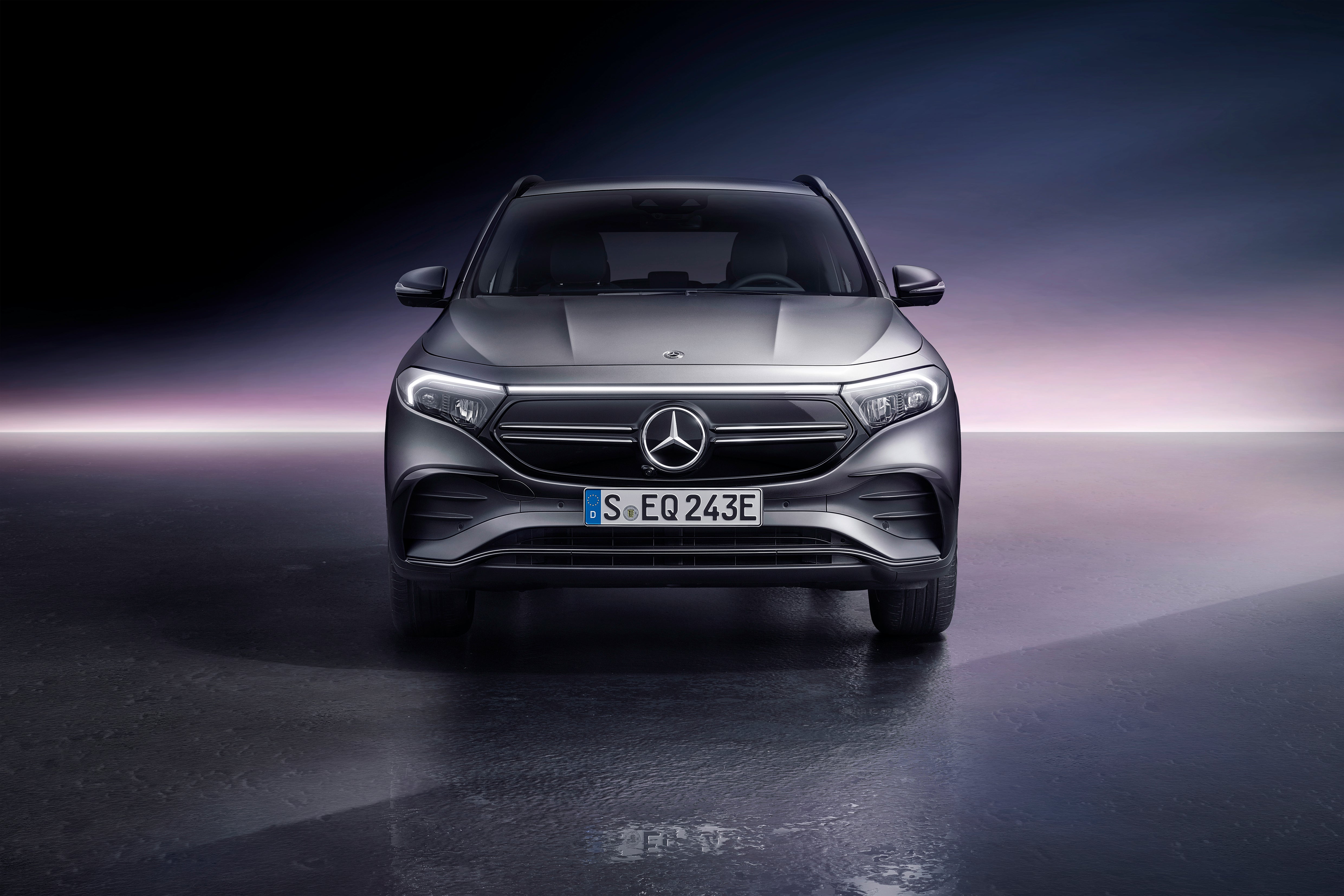 Mercedes EQA front lights