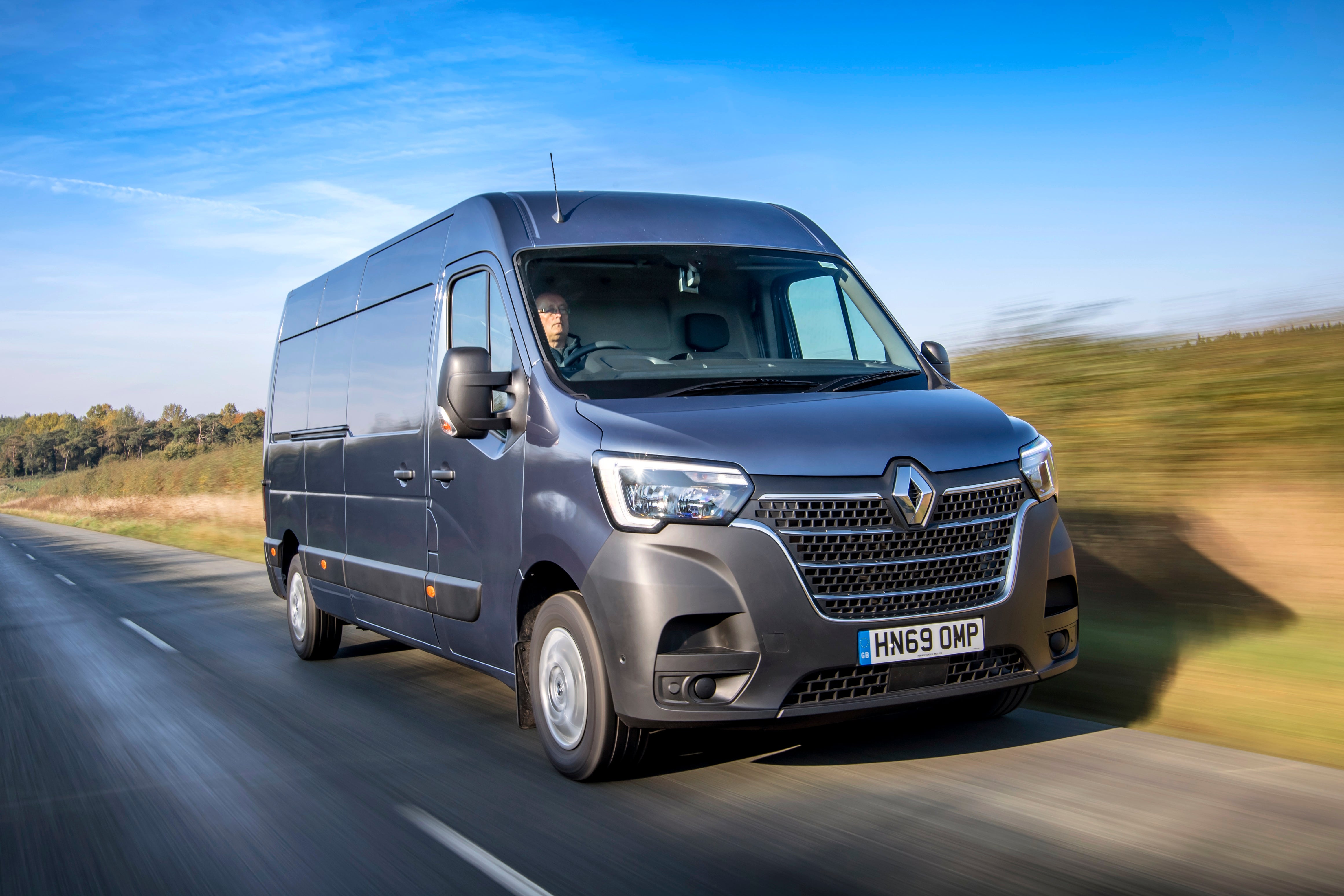 Renault Master front view in motion