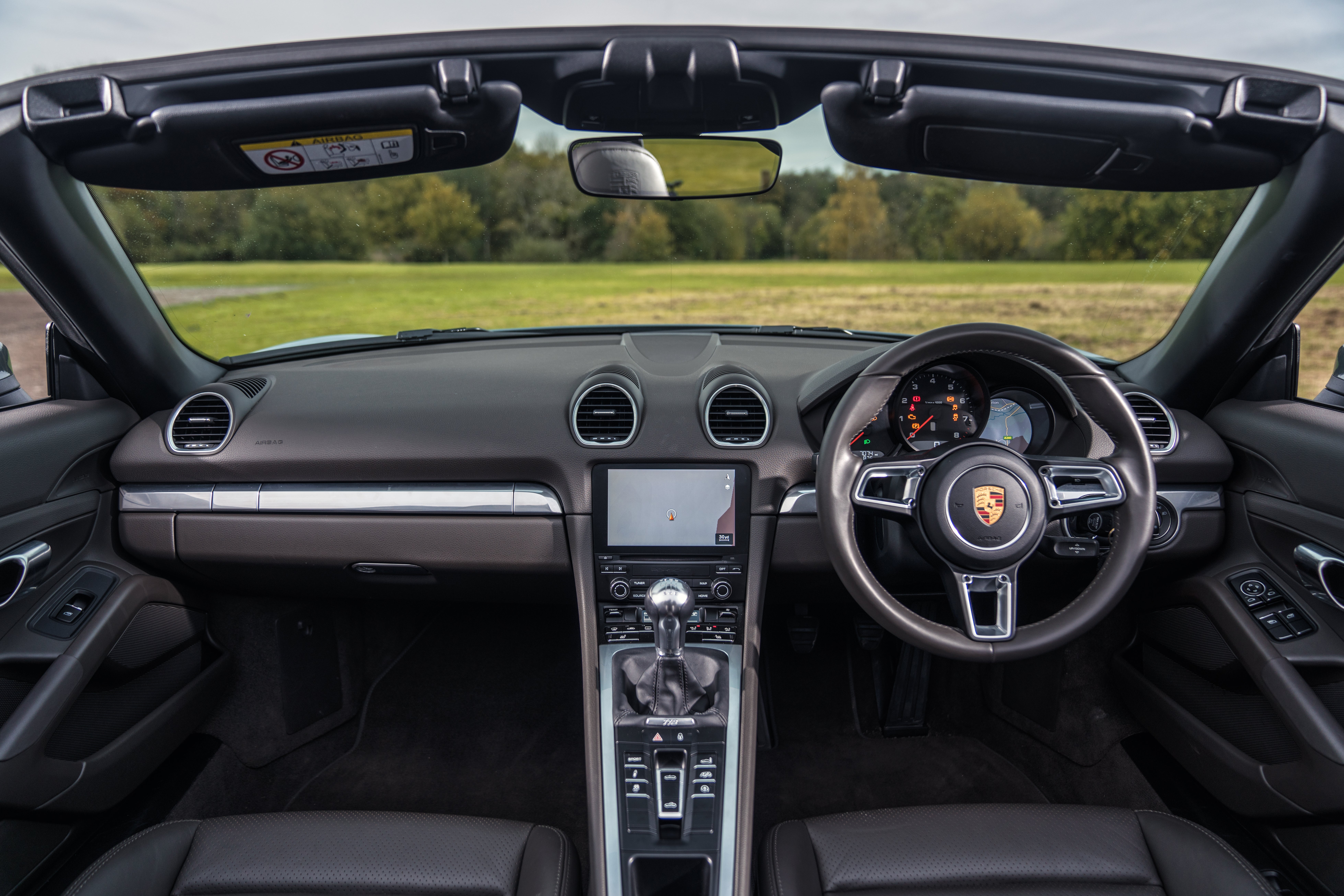 Porsche 718 Boxster Front Interior