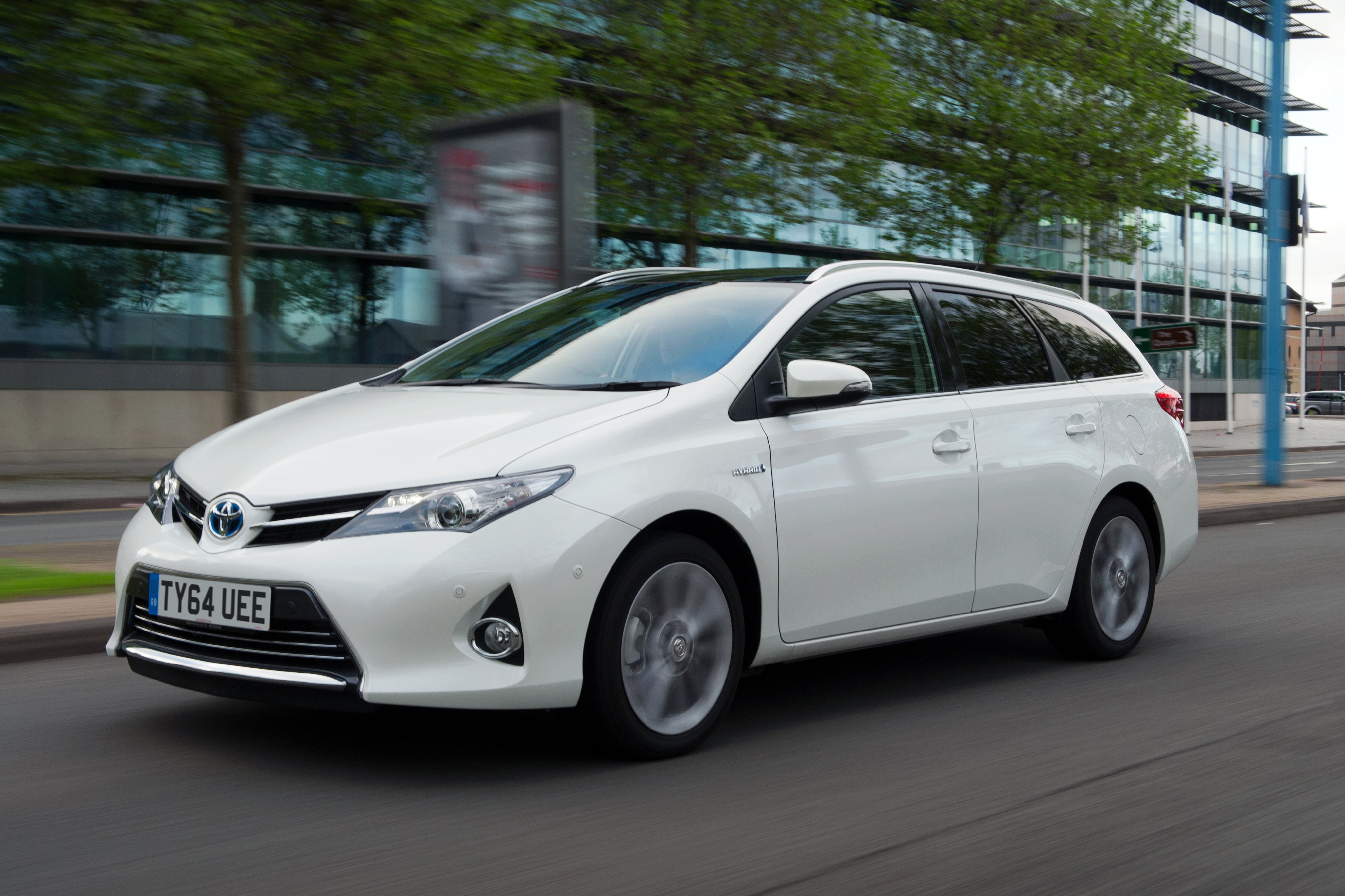 Toyota Auris Touring Sports 2014