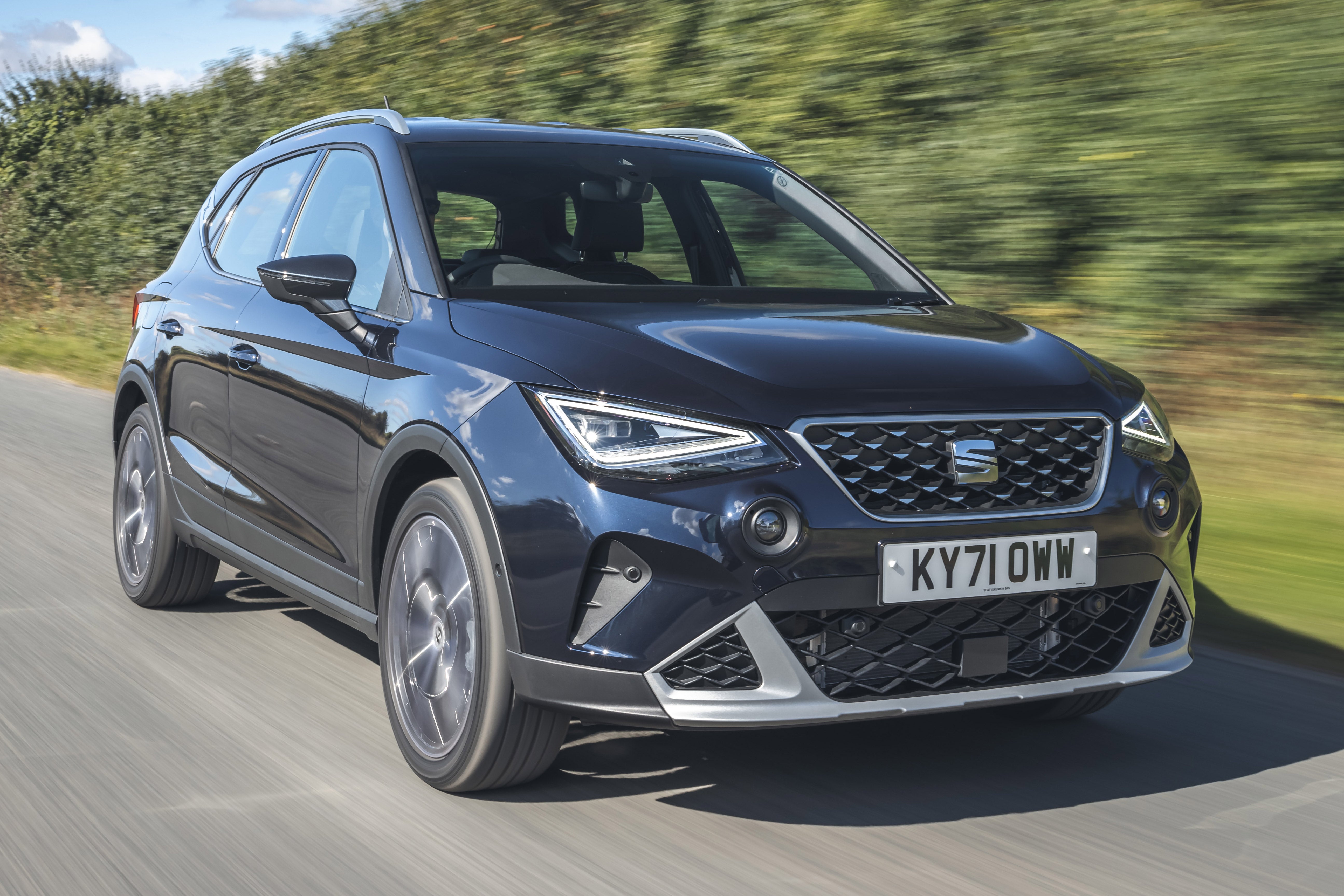 SEAT Arona Review 2022: exterior dynamic front