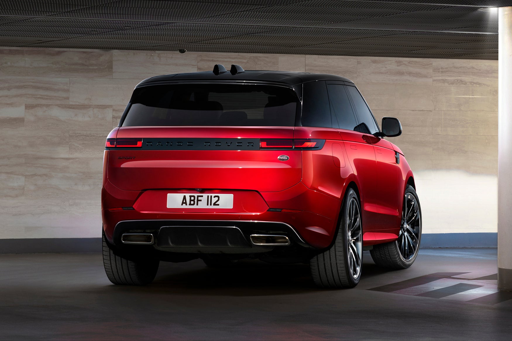Range Rover Sport 2023 rear side