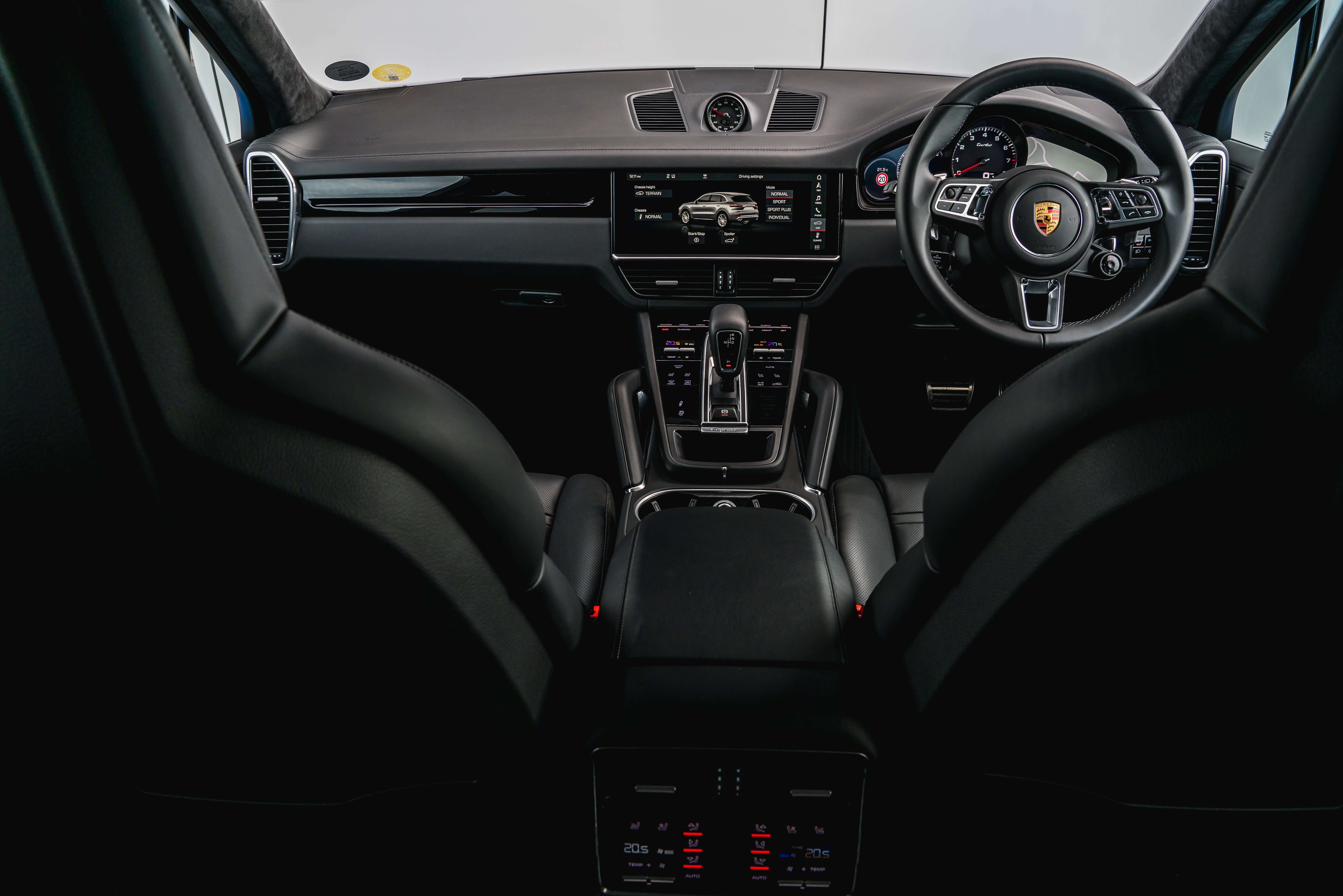 Porsche Cayenne Front Interior