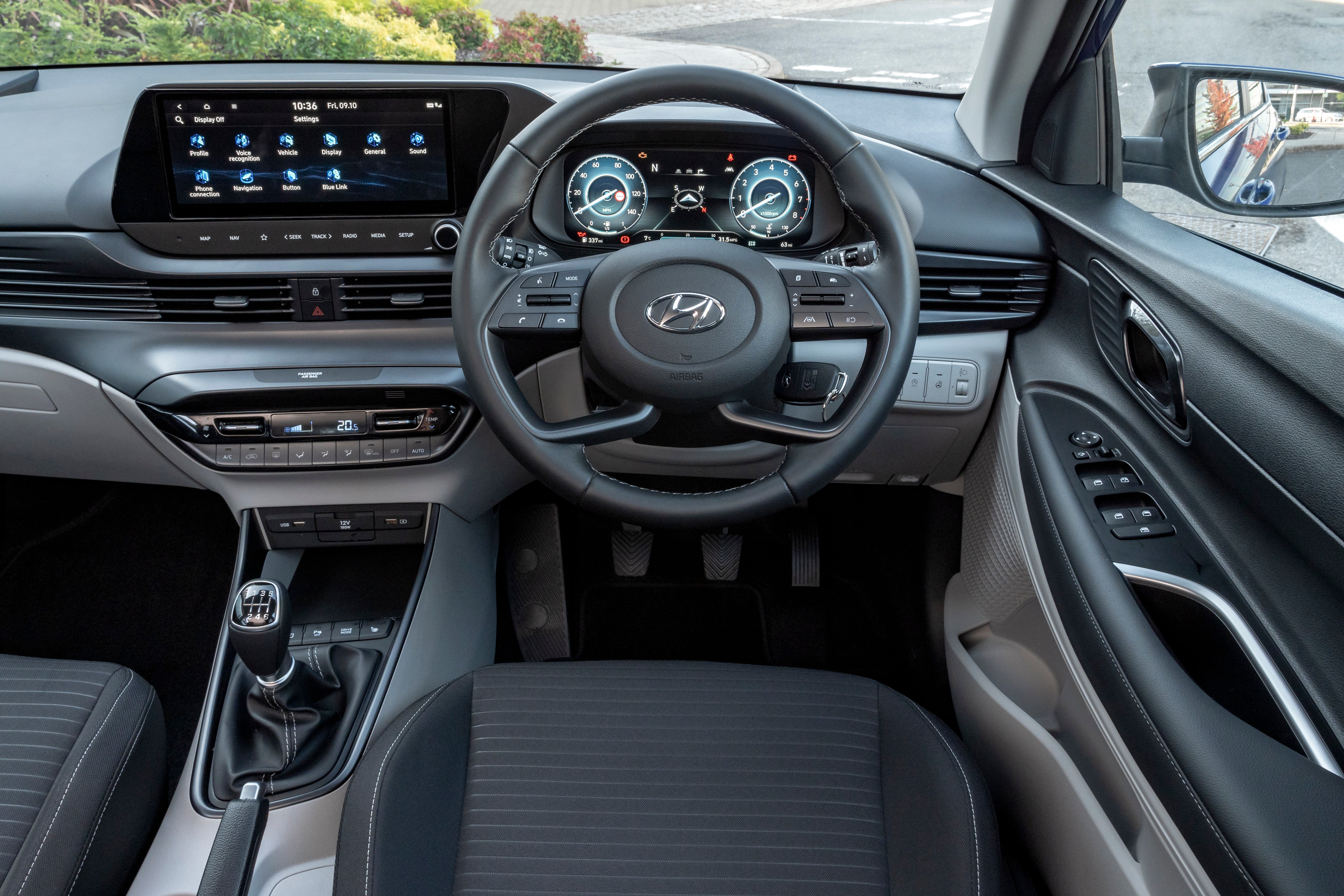 Hyundai i20 Review 2022 interior and dashboard