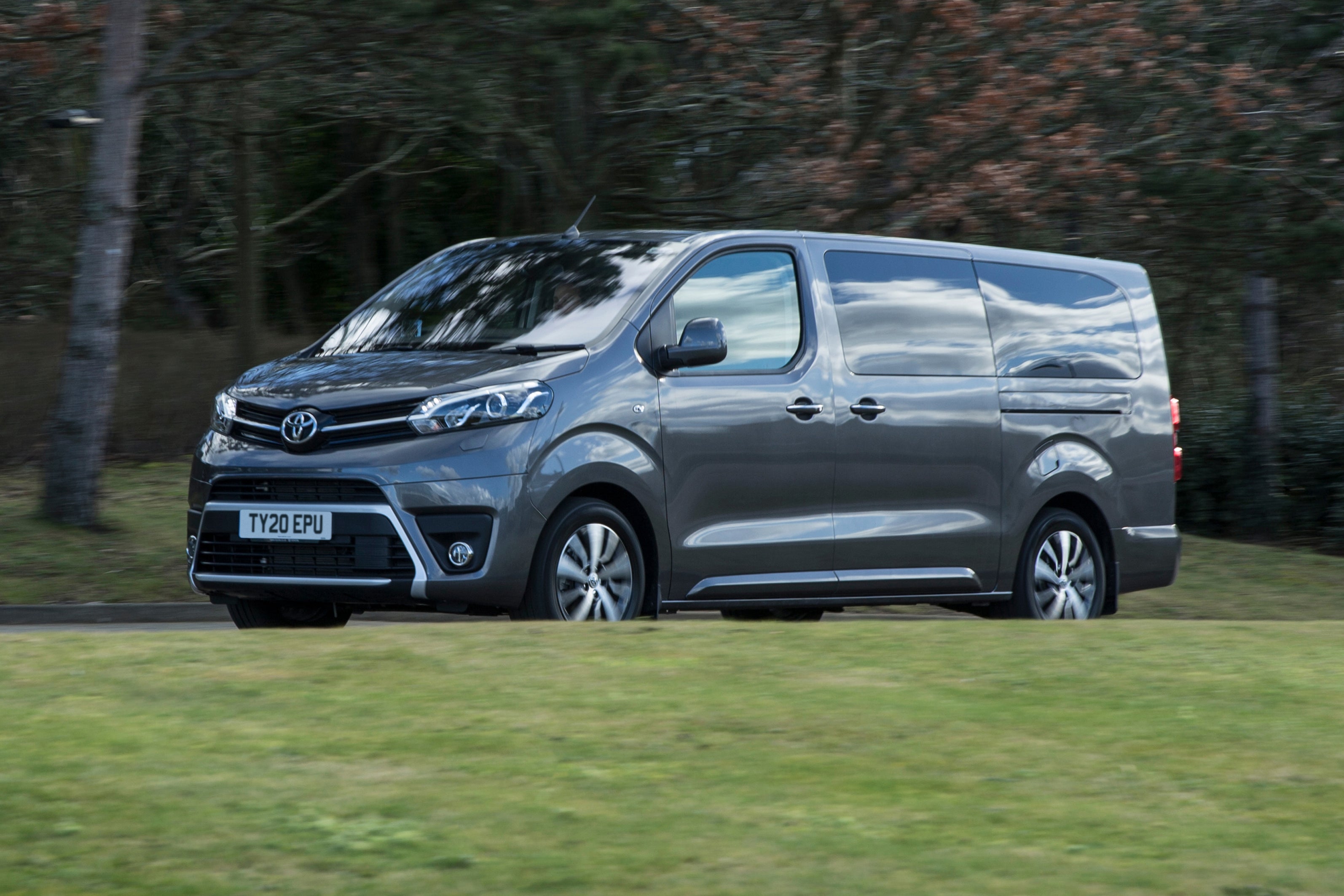 Toyota Proace Verso Review 2022: Left Side View