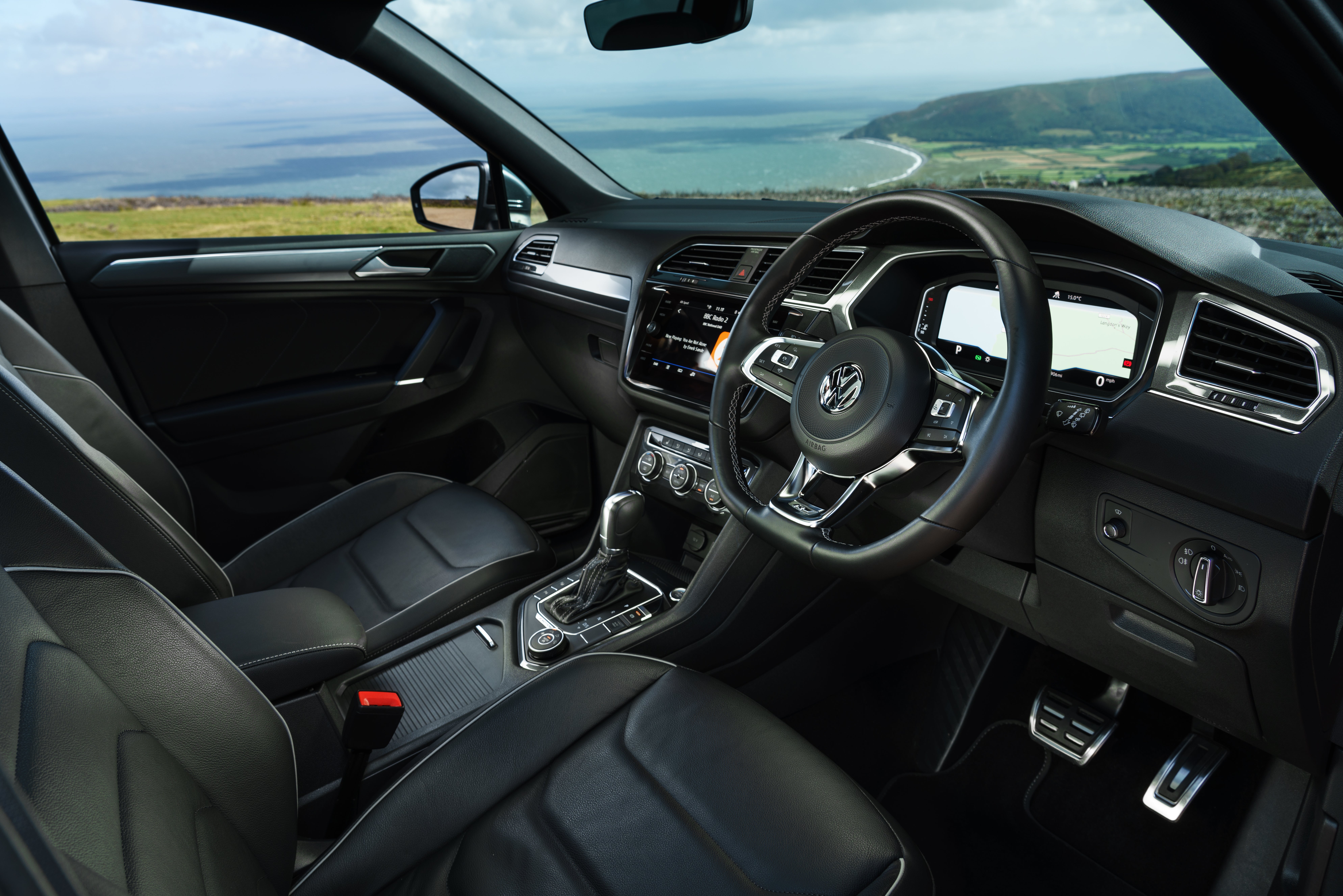 Volkswagen Tiguan Allspace Review 2022: Front Interior