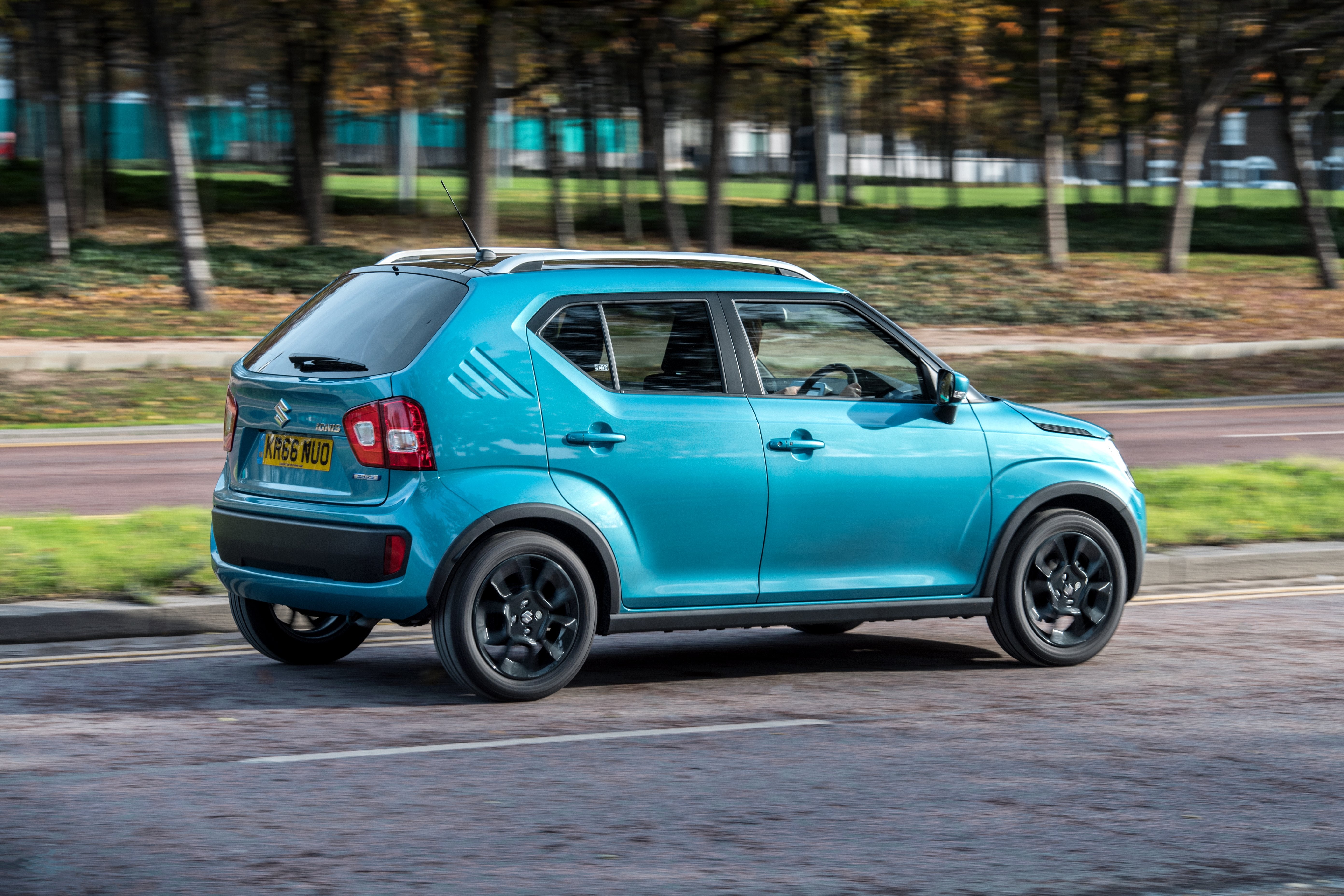 Suzuki Ignis Review 2022 Right Side View