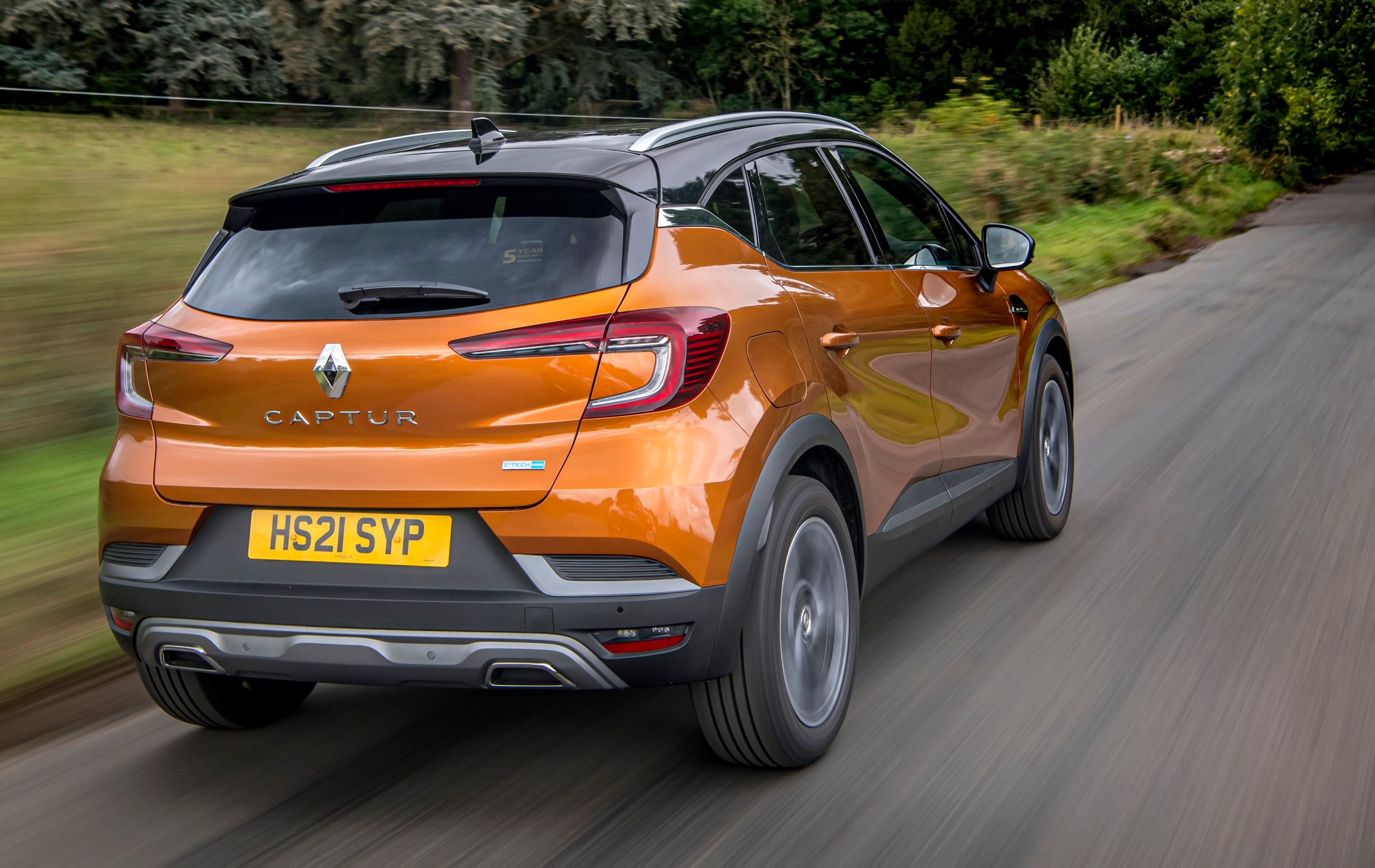 Renault Captur Review 2022 rear-three quarter