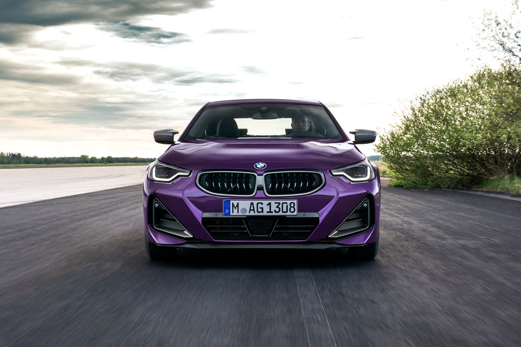 2022 BMW 2 Series front on