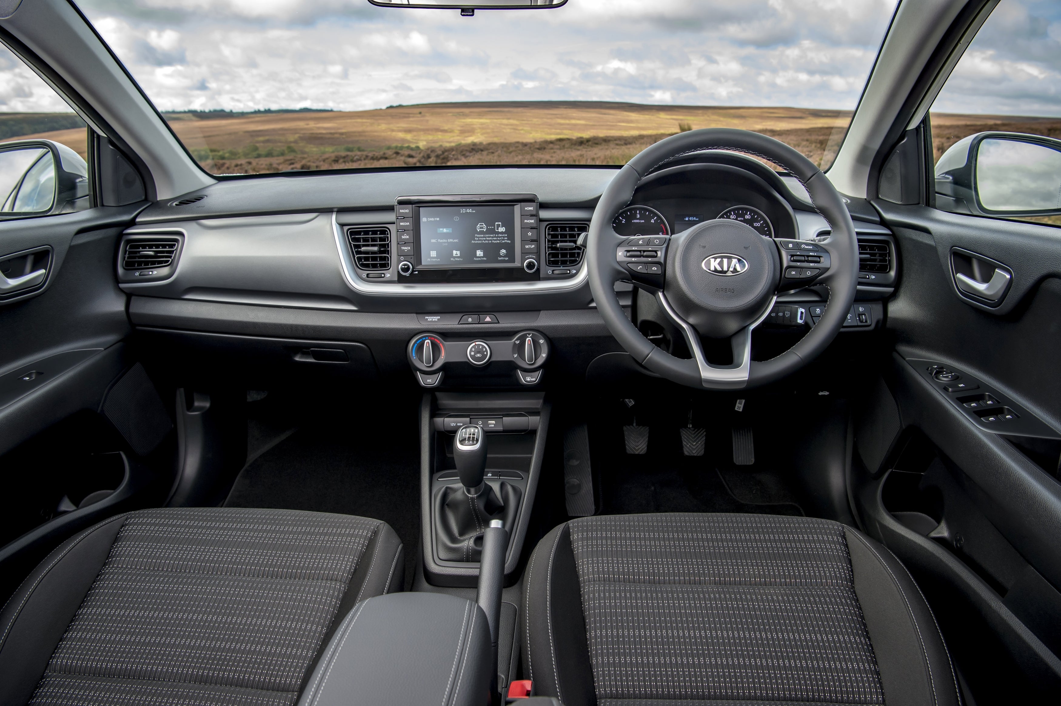 Kia Stonic Review 2022: interior and dashboard