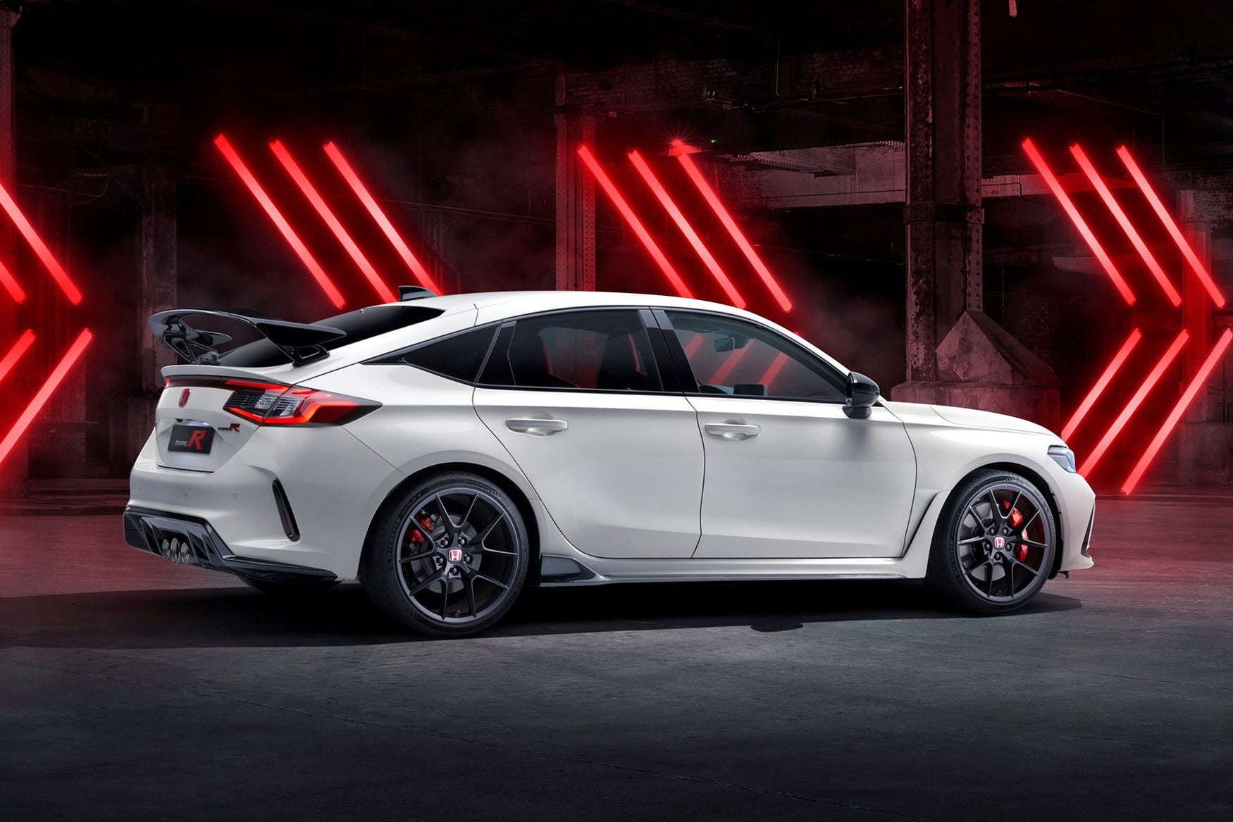 2022 Honda Civic Type R: rear static