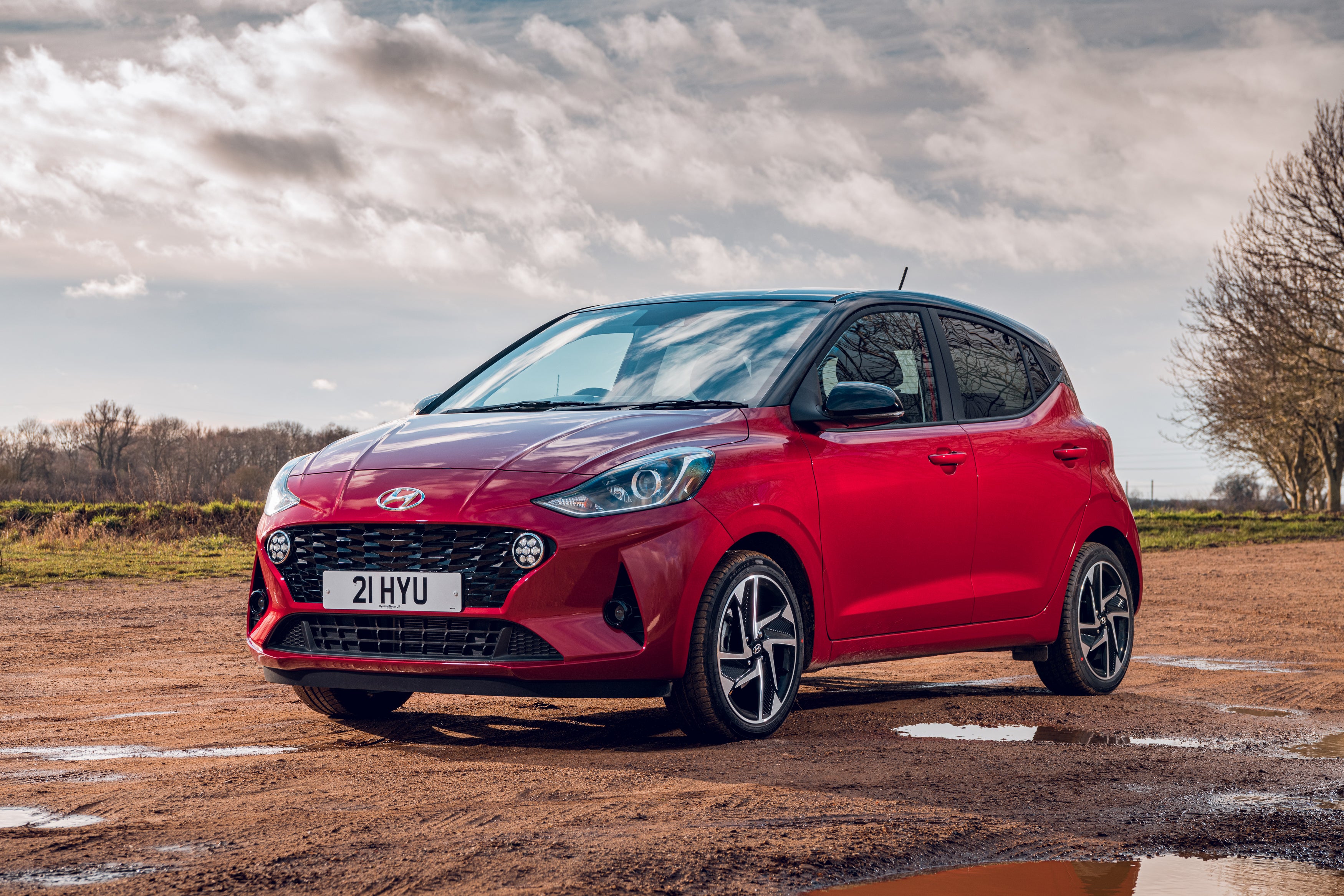 The front view of Hyundai i10.