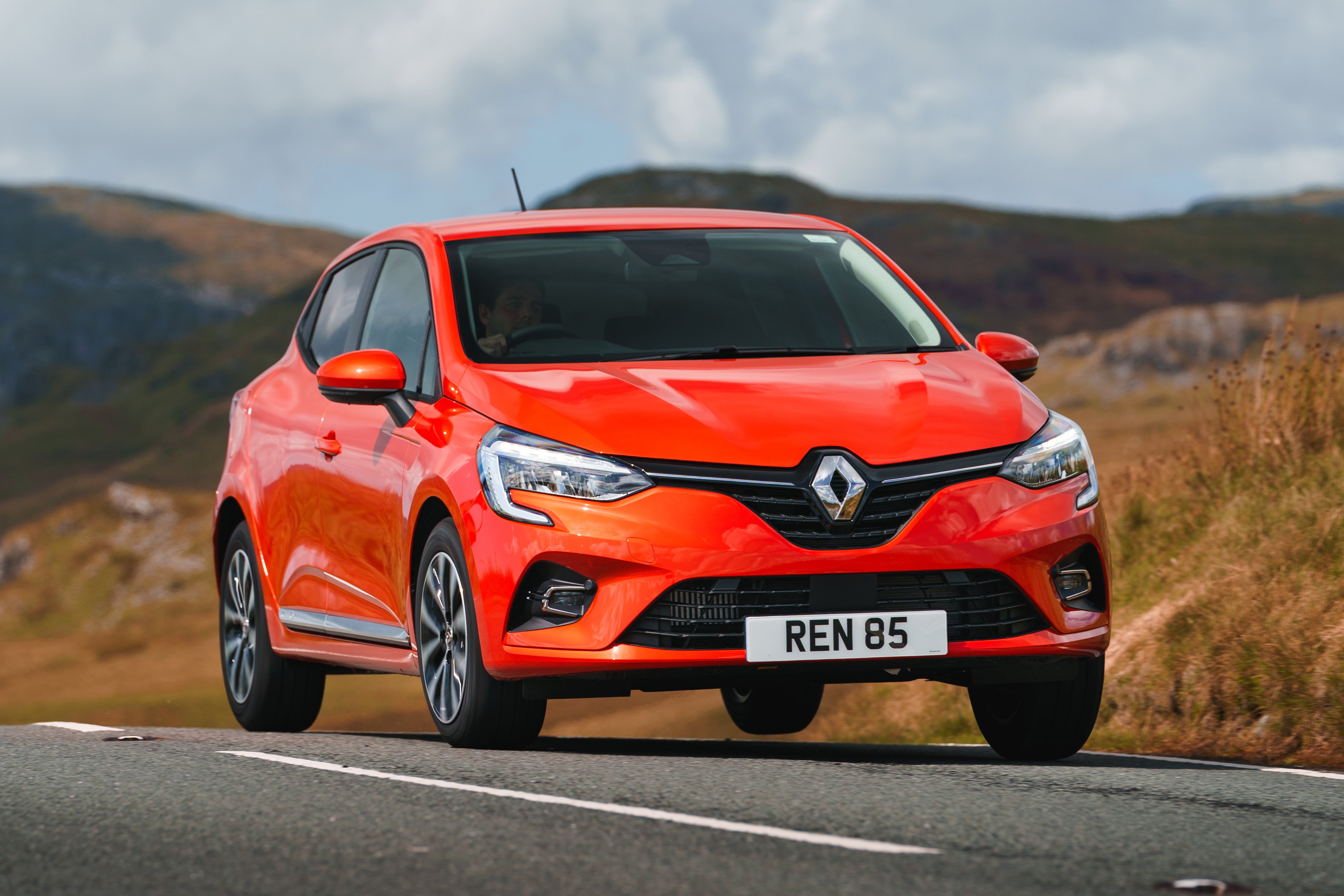 Renault Clio Review 2022 Front View