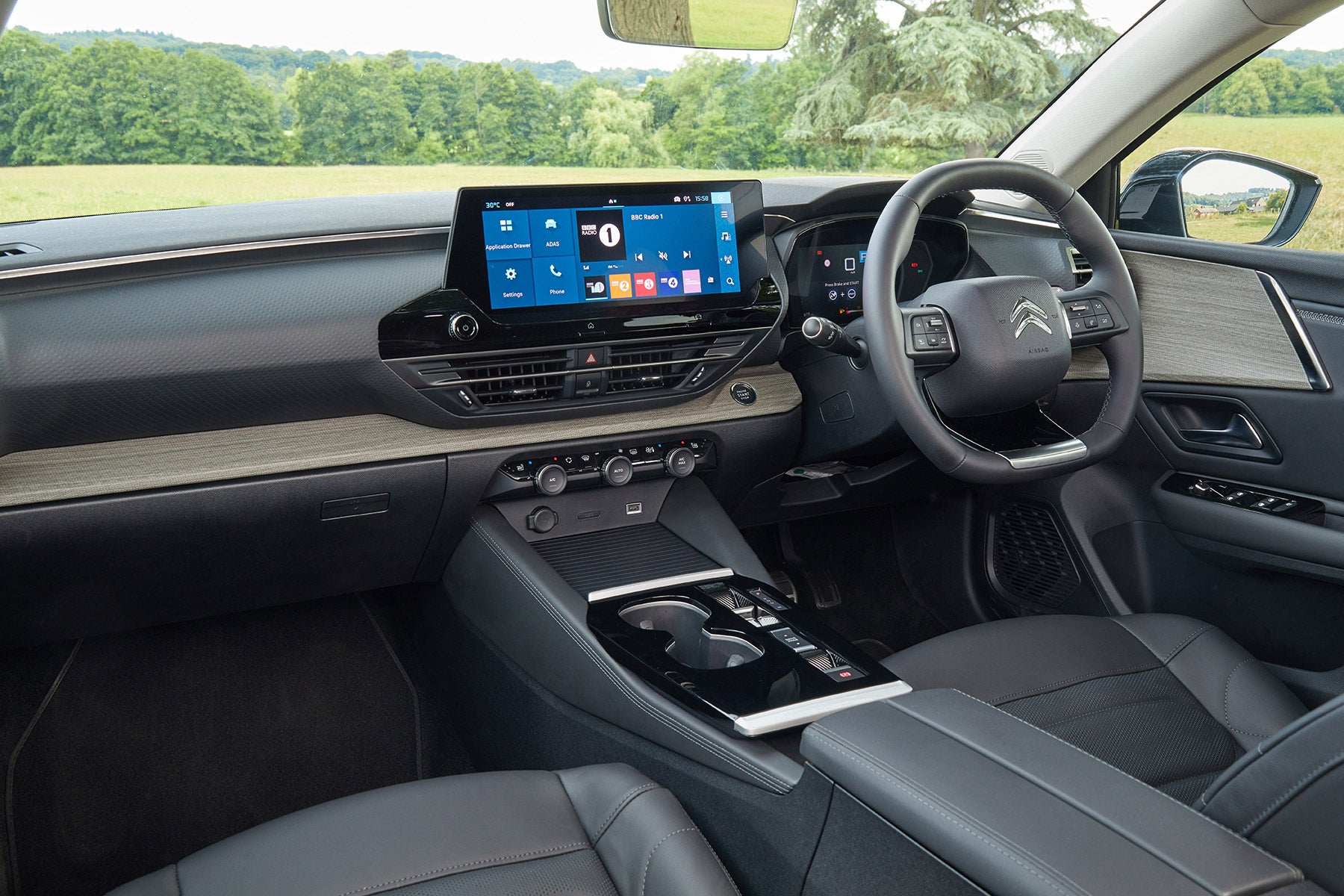 Citroen C5 X Review 2022: interior dashboard