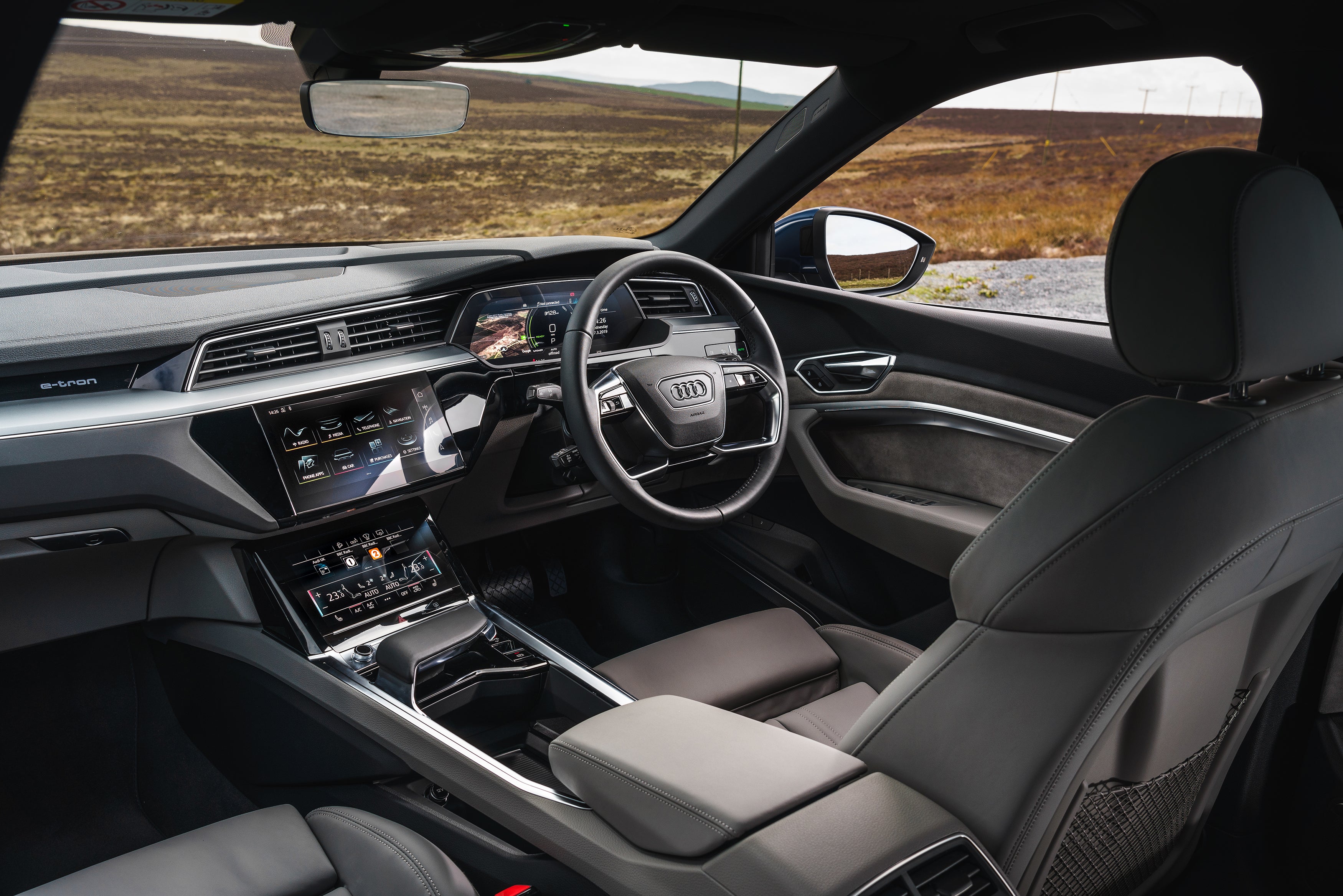 Audi e-tron Interior 