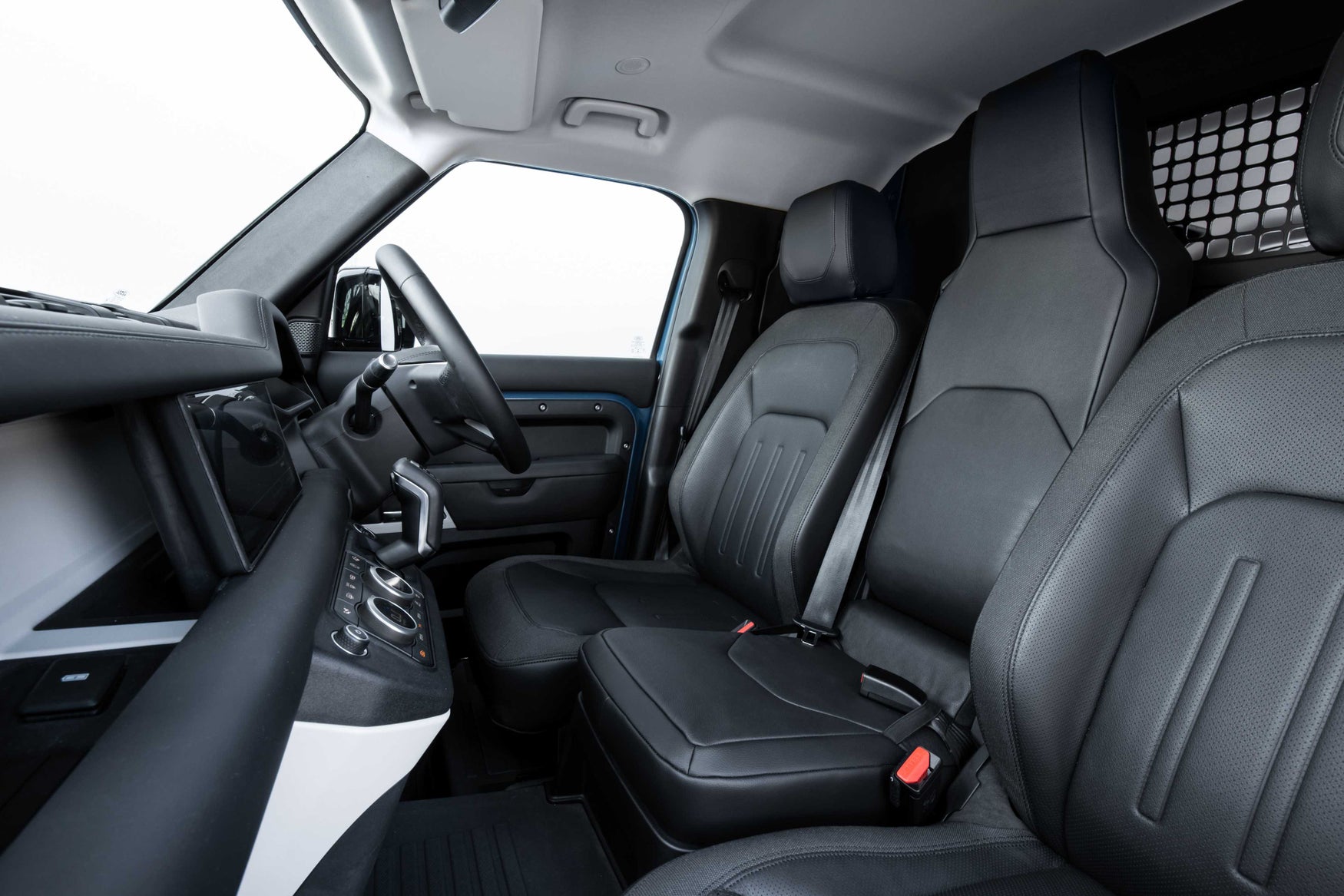 Land Rover Defender 110 Hard Top interior