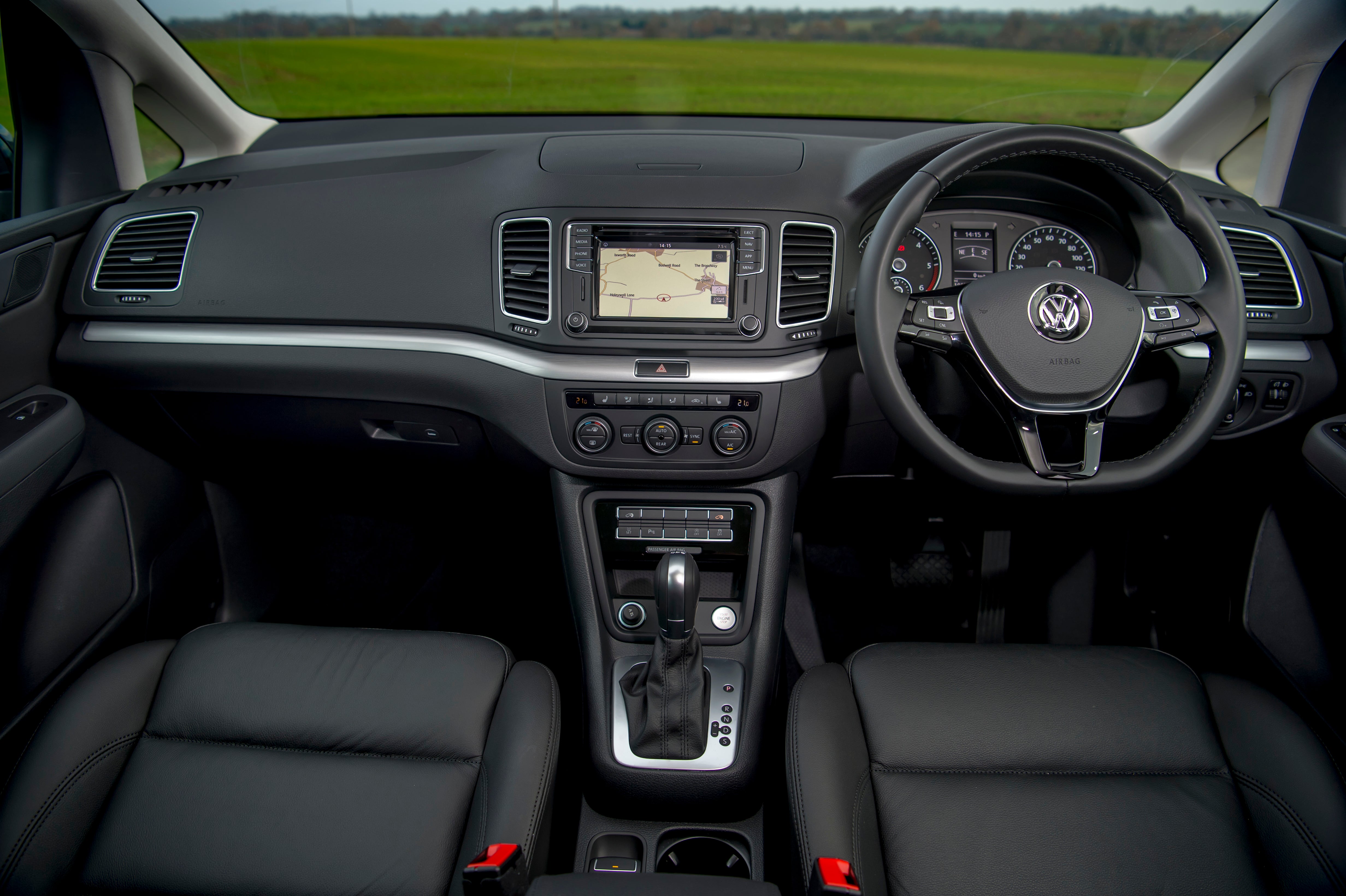 Volkswagen Sharan Front Interior