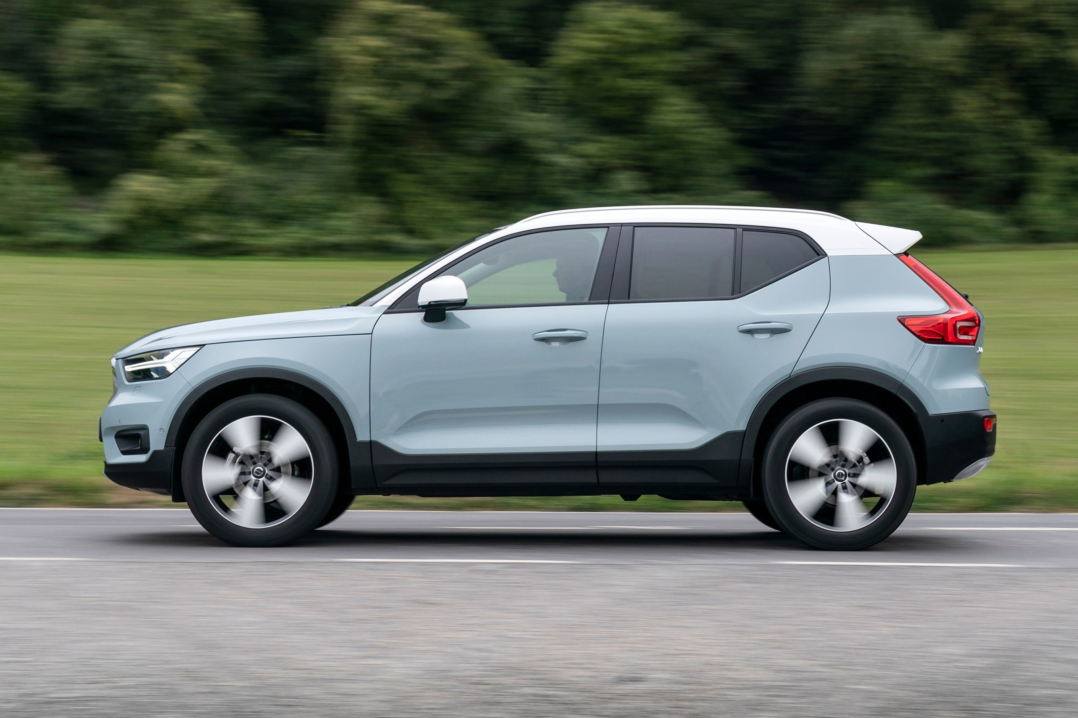 Volvo XC40 Review 2022: Left Side View