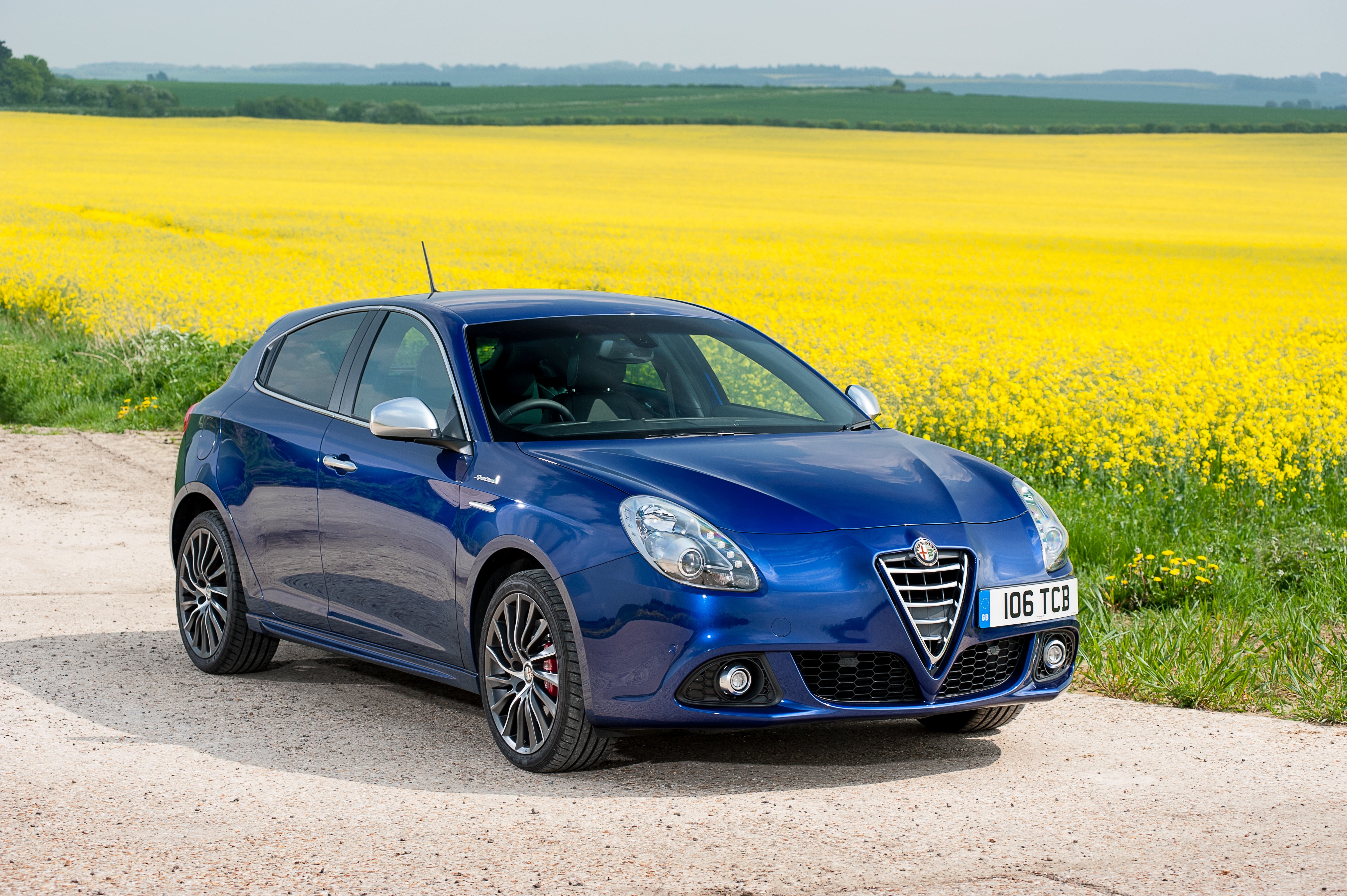 Alfa Romeo Giulietta Review: Exterior Front