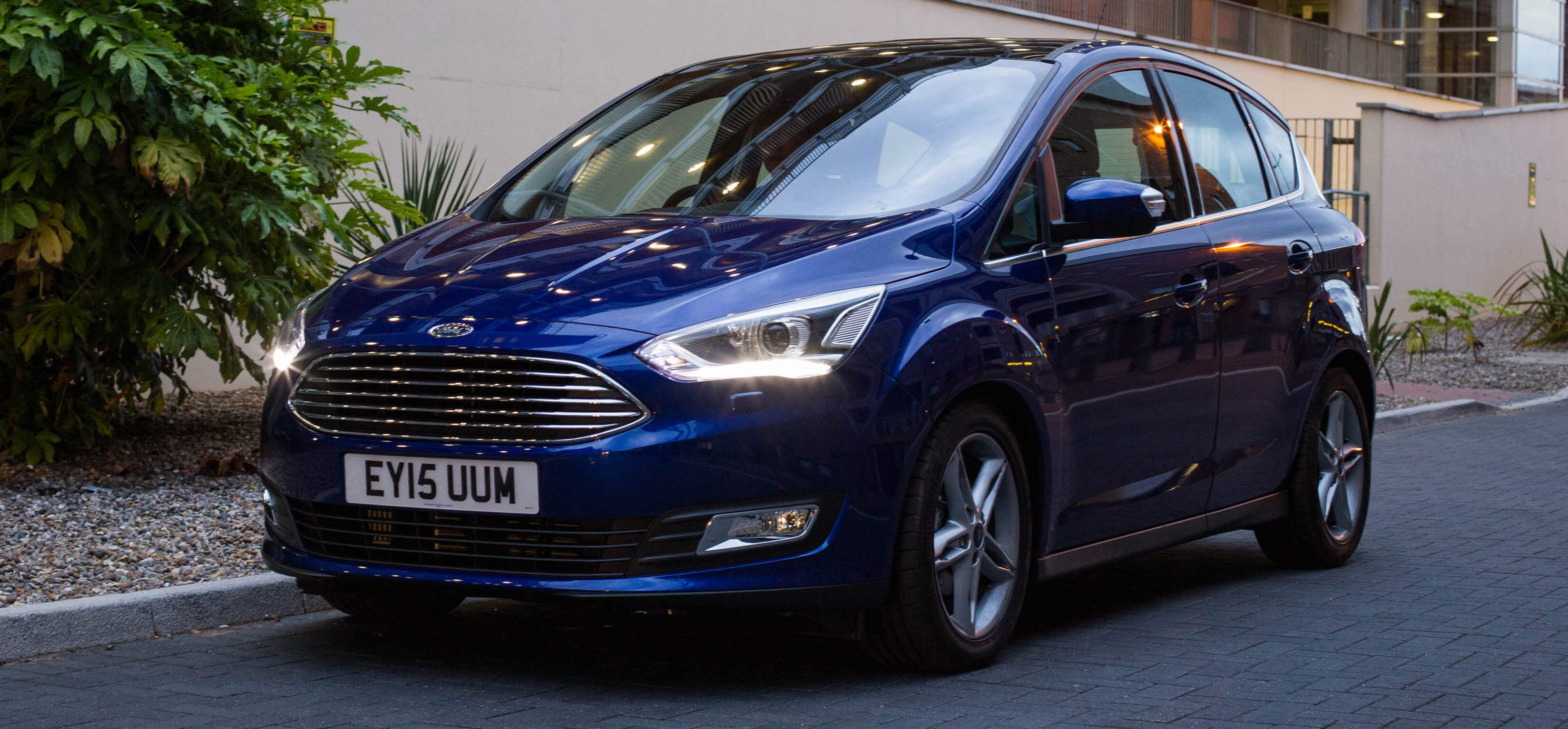 Ford C-Max Review 2022 front