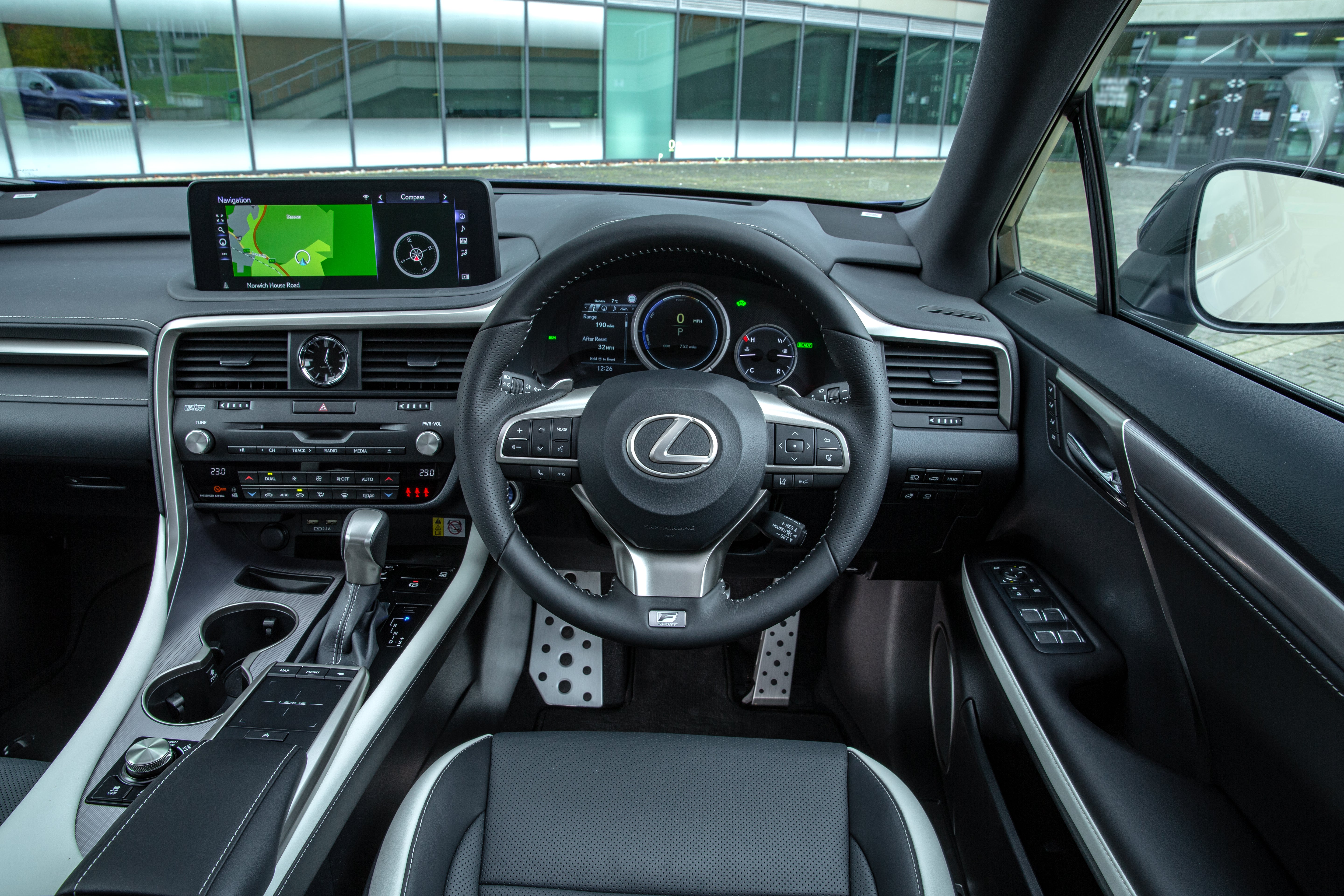 Lexus RX front interior