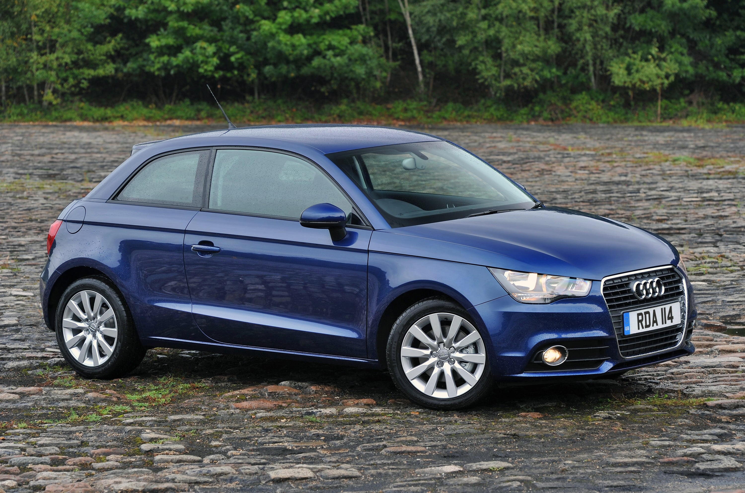 Audi A1 Review: Exterior Side