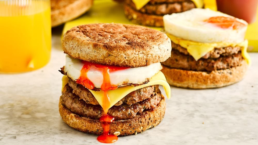 Pinch of Nom’s low-calorie breakfast muffin recipe