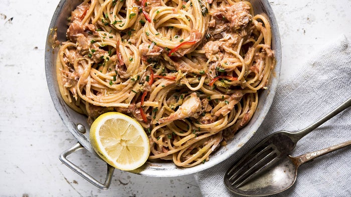 Crab linguine