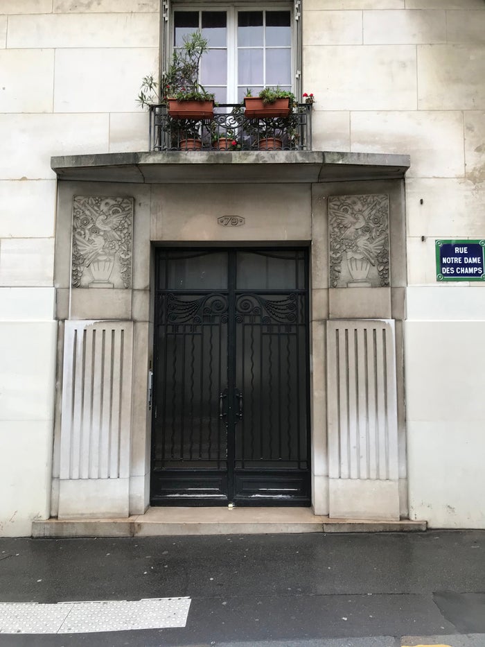 A doorway on Rue Notre Dame Des Champs