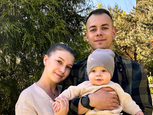 Fundacja DKMS - Nasze życie odeszło na bok, liczy się tylko Staś Fundacja DKMS - Nasze życie odeszło na bok, liczy się tylko Staś