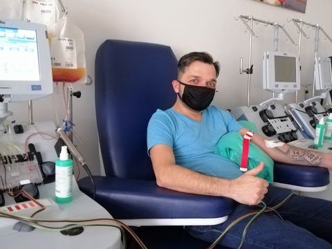 Paweł oddał komórki macierzyste potrzebującemu przeszczepienia Pacjentowi. Paweł oddał komórki macierzyste potrzebującemu przeszczepienia Pacjentowi.