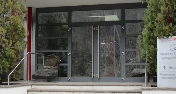 Beratung für Bürger, Firmen und Landesämter