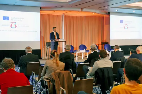 Es gilt, das Potential der Bahn jetzt zu nutzen, sagte LR Alfreider bei der Tagung der Aktionsgemeinschaft Brennerbahn AGB in Brüssel. (Foto: LPA/Ingo Dejaco)