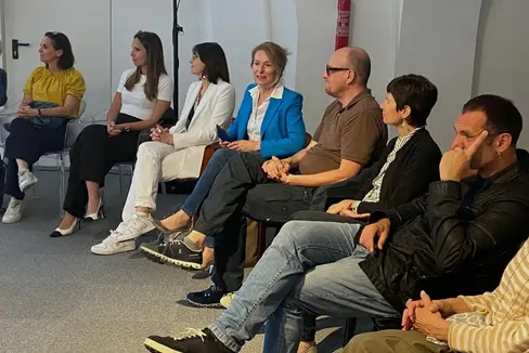 Plurilinguismo e scambi culturali. Un momento dell'evento finale, ribattezzato con entusiasmo “FestA”, nel quale studenti e docenti hanno condiviso le loro esperienze, riflettendo sul valore umano e culturale di questi scambi. (Foto: USP)