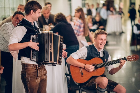 Vom 27. bis zum 30. Oktober 2022 treffen sich in Innsbruck junge Musikanten, Sängerinnen und Sänger zum 24. Alpenländischen Volksmusikwettbewerb. (Foto: Bernhard Stelzl)