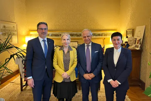 Da sinistra il presidente della Provincia autonoma di Bolzano Arno Kompatscher, la senatrice altoatesina Julia Unterberger, il ministro dell'Interno Matteo Piantedosi e l'assessora provinciale alla Sicurezza e prevenzione della violenza Ulli Mair (Foto: ASP/Michael Demanega)