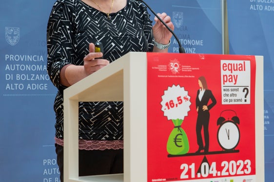 L'educazione finanziaria è importante, affinché le donne possano prendere decisioni sicure sulle proprie finanze, ha affermato Petra Degasperi, della Banca d'Italia. (Foto: ASP/Fabio Brucculeri)