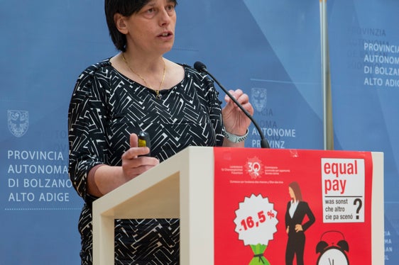 L'educazione finanziaria è importante, affinché le donne possano prendere decisioni sicure sulle proprie finanze, ha affermato Petra Degasperi, della Banca d'Italia. (Foto: ASP/Fabio Brucculeri)